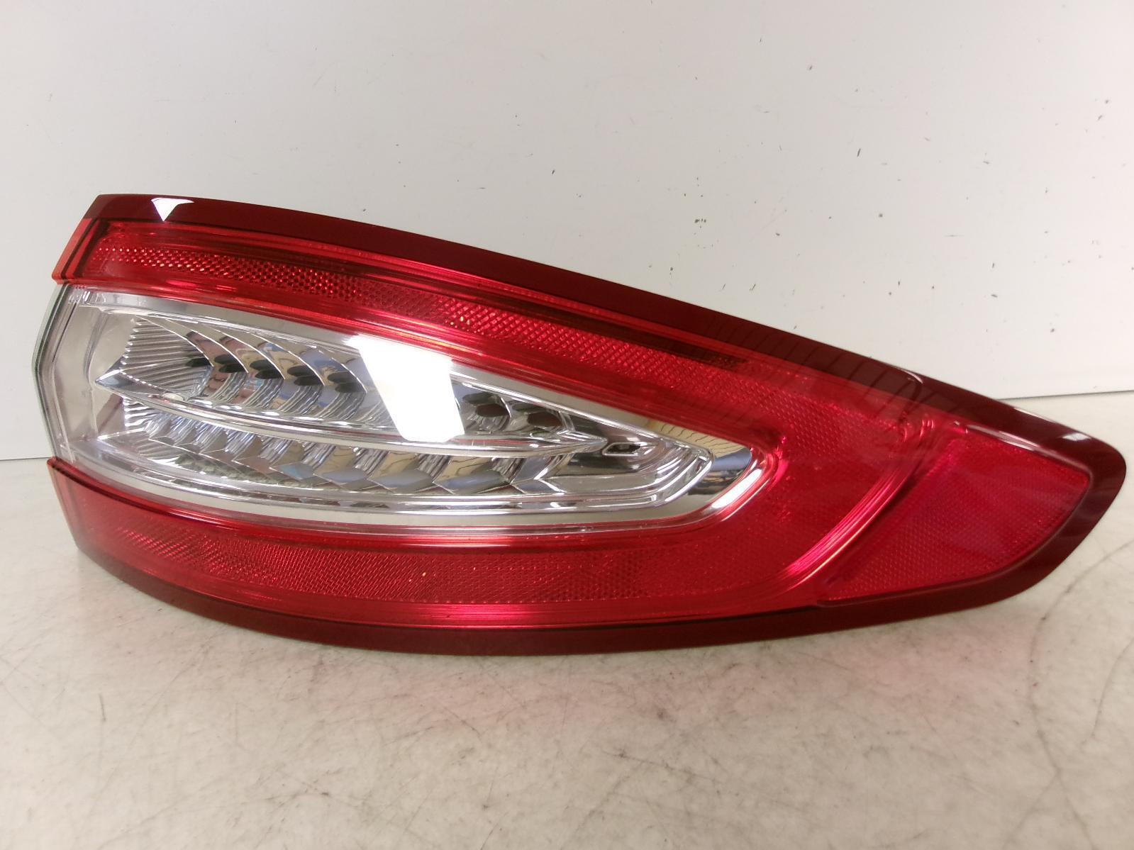 2013 2014 2015 2016 Ford Fusion Passenger Led Outer Quarter Panel Tail Light OEM