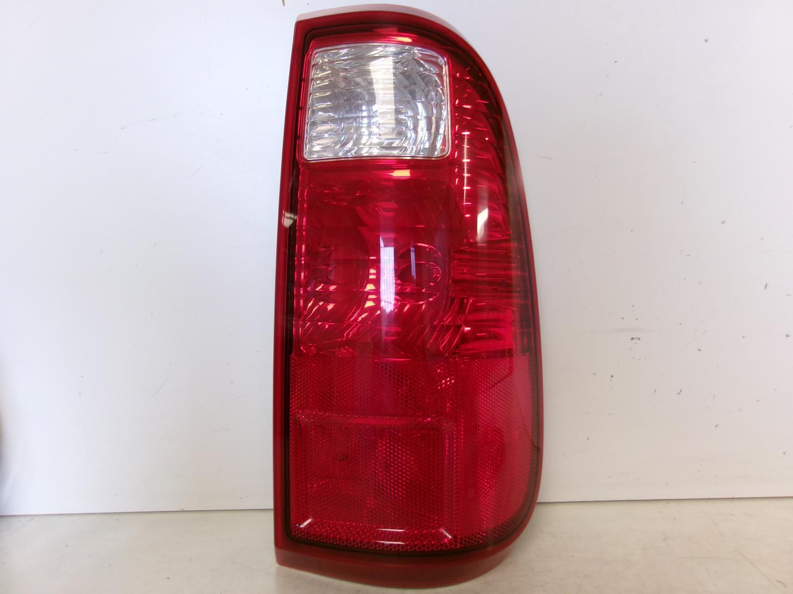 2013 2014 2015 2016 Ford F250 Passenger RH Outer Tail Light OEM