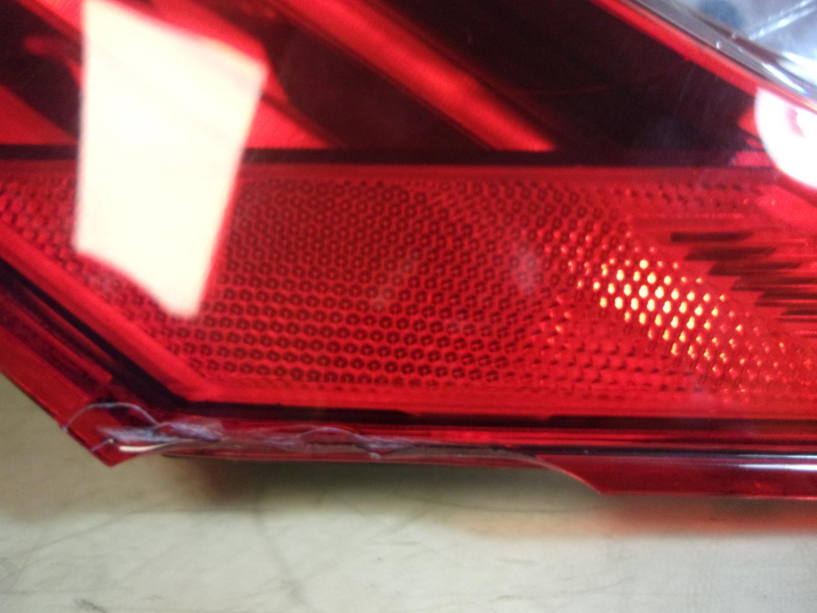 2016 2017 Honda Accord Sedan Passenger Rh Quarter Panel LED Tail Light OEM