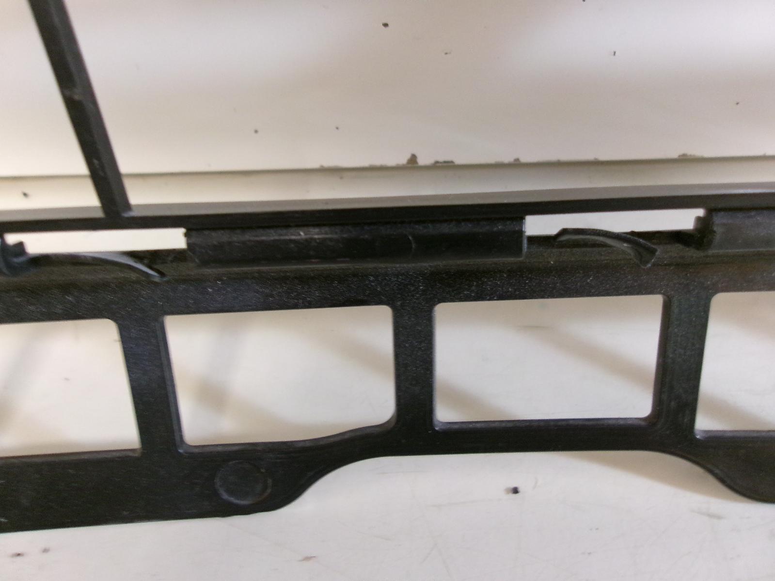 2021 2022 2023 Ford Explorer XLT Sport  Front Grille W/o Emblem Oem