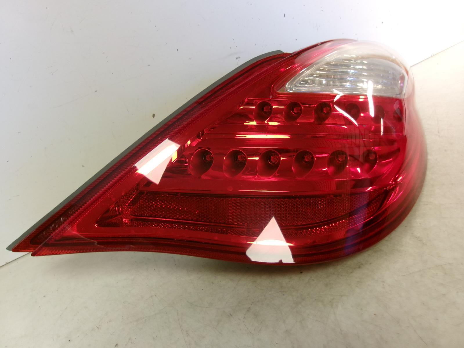 2007 2008 Toyota Solara Passenger Rh Outer Led Tail Light OEM - 0