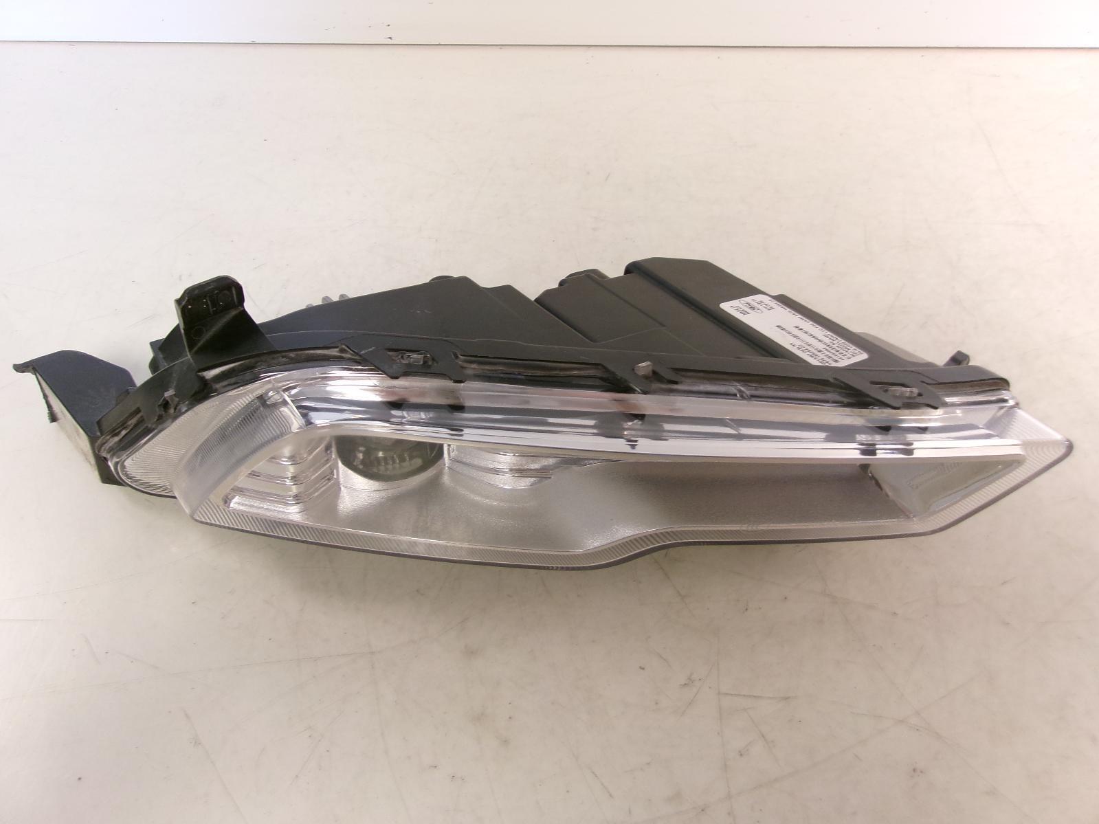 2018 Ford Fusion Passenger Rh Lower Led Fog Light OEM