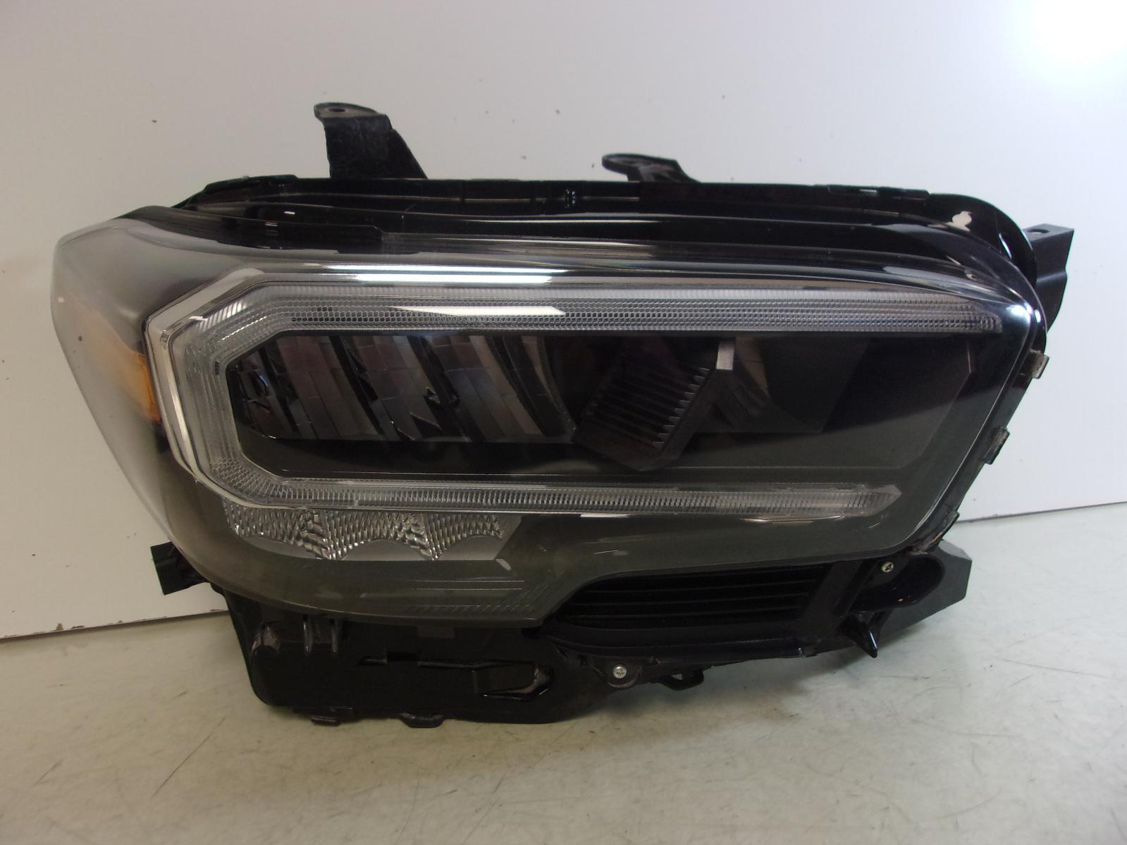 2020 2021 2022 2023 Toyota Tacoma Passenger RH Full LED Headlight OEM