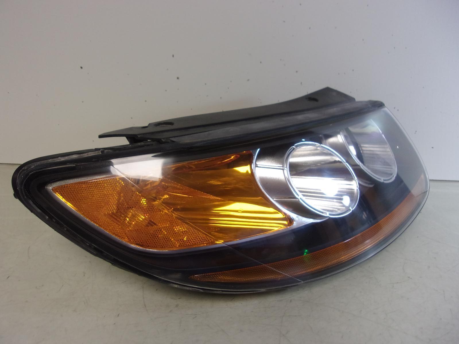 Fits 2007 Hyundai Santa Fe Passenger Rh Halogen Headlight By Eagle Eye - 0