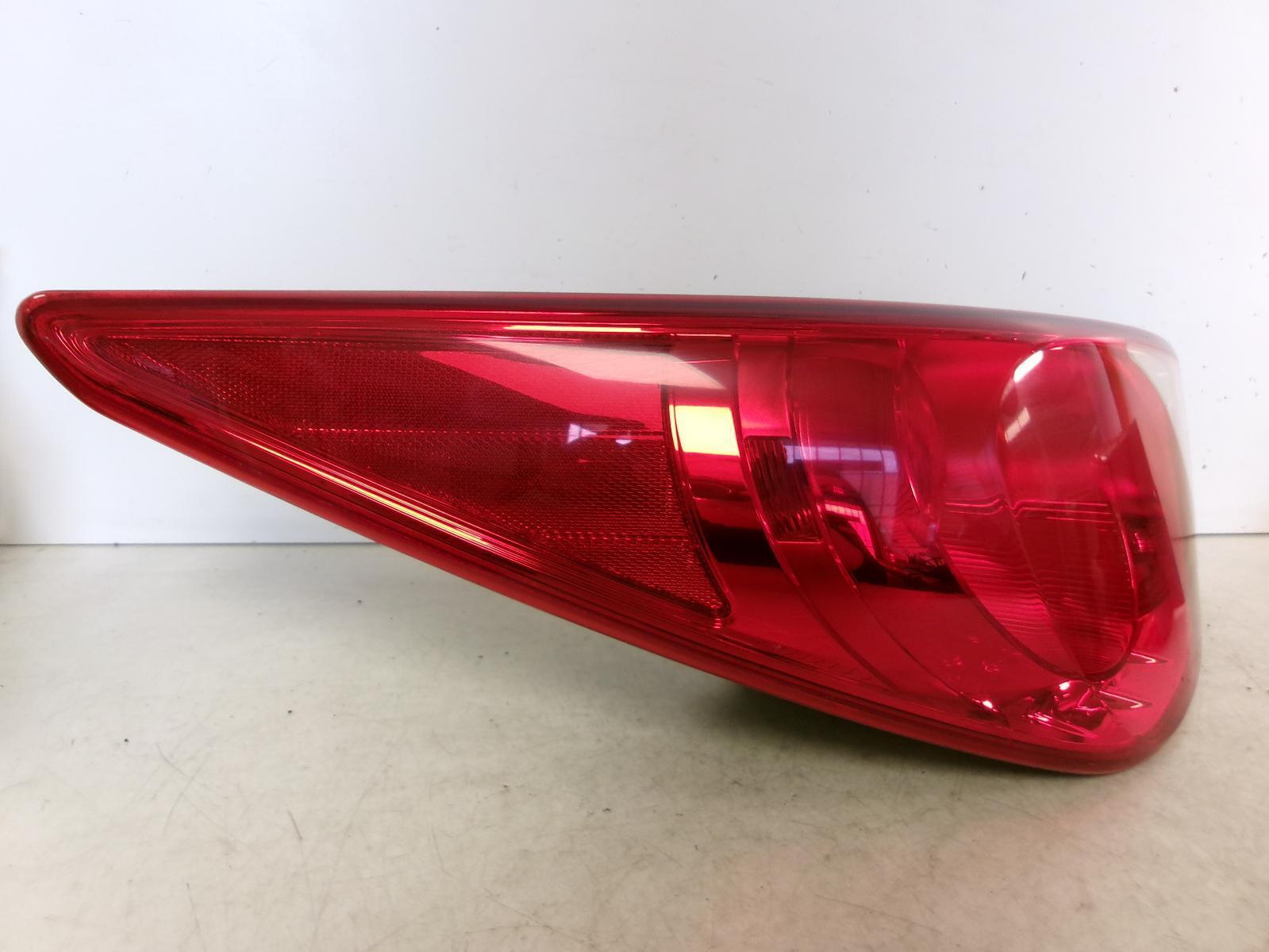 2011 - 2014 Hyundai Sonata Driver LH Incandescent Outer Tail Light OEM