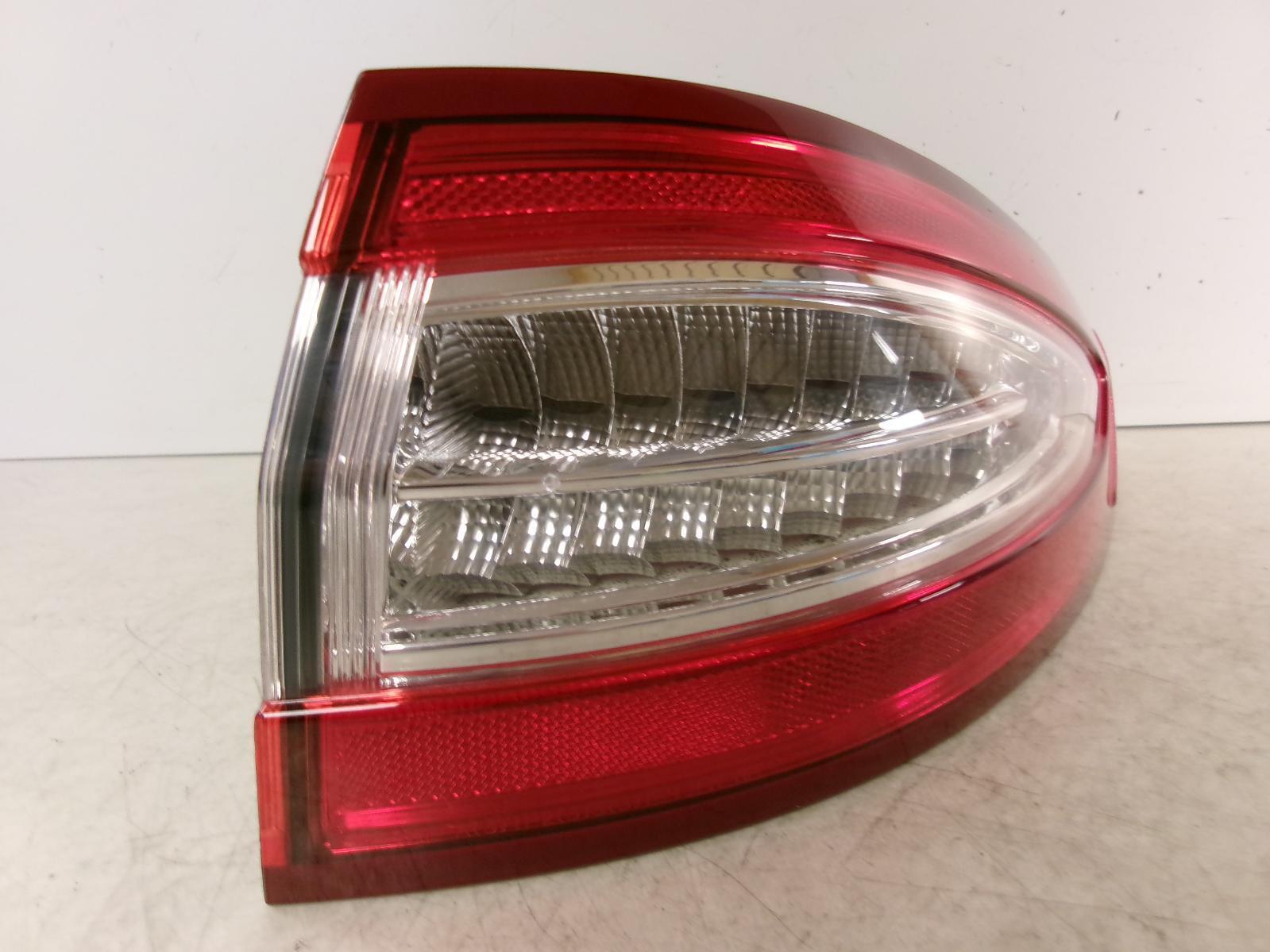 2013 2014 2015 2016 Ford Fusion Passenger Led Outer Quarter Panel Tail Light OEM