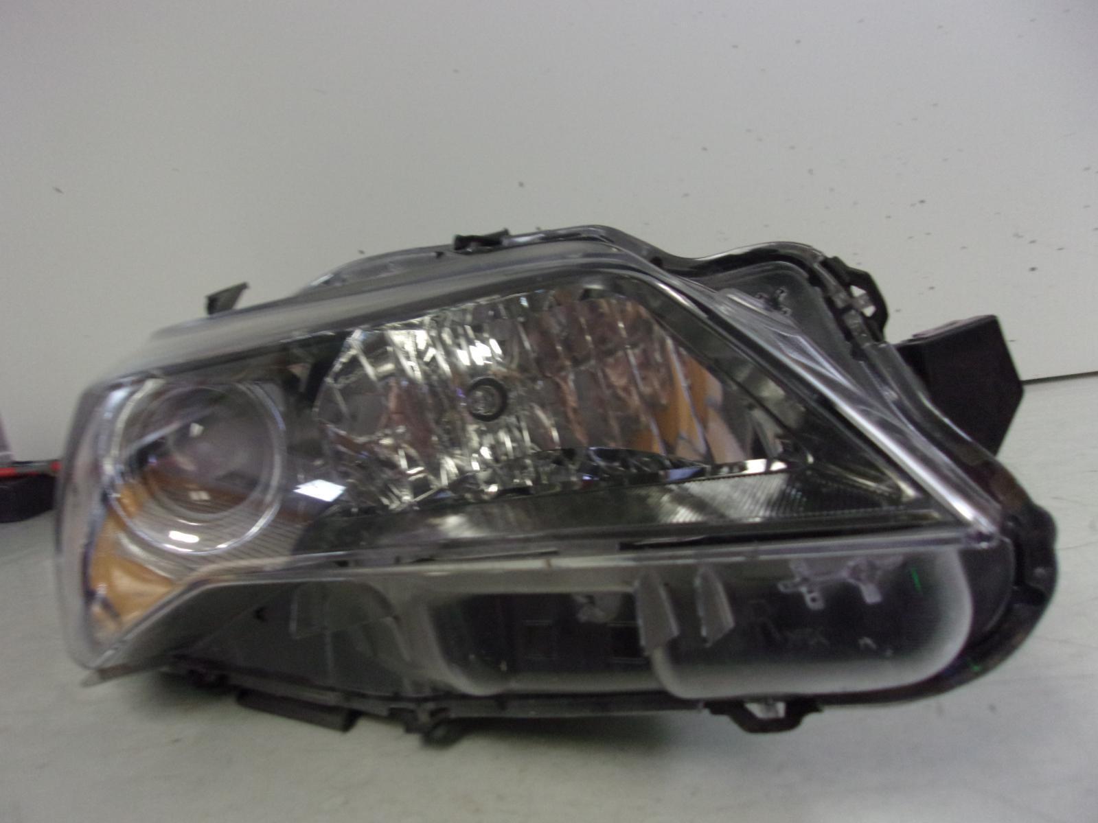 2015 2016 2017 Toyota Camry Passenger Rh Halogen Headlight W/ Black Trim OEM