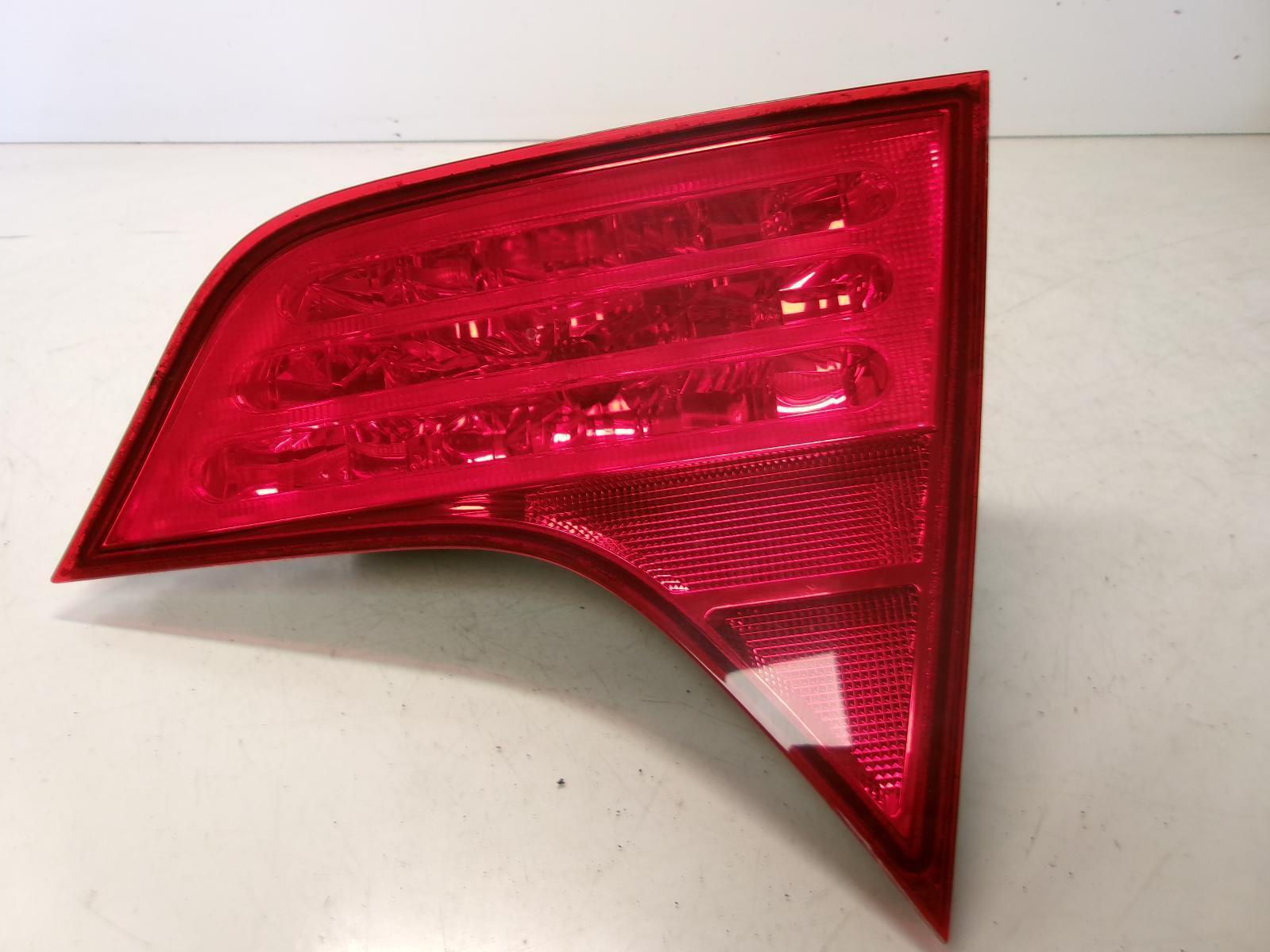 2006 2007 2008 2009 2010 2011 Honda Civic Sedan Inner Lid Tail Light OEM