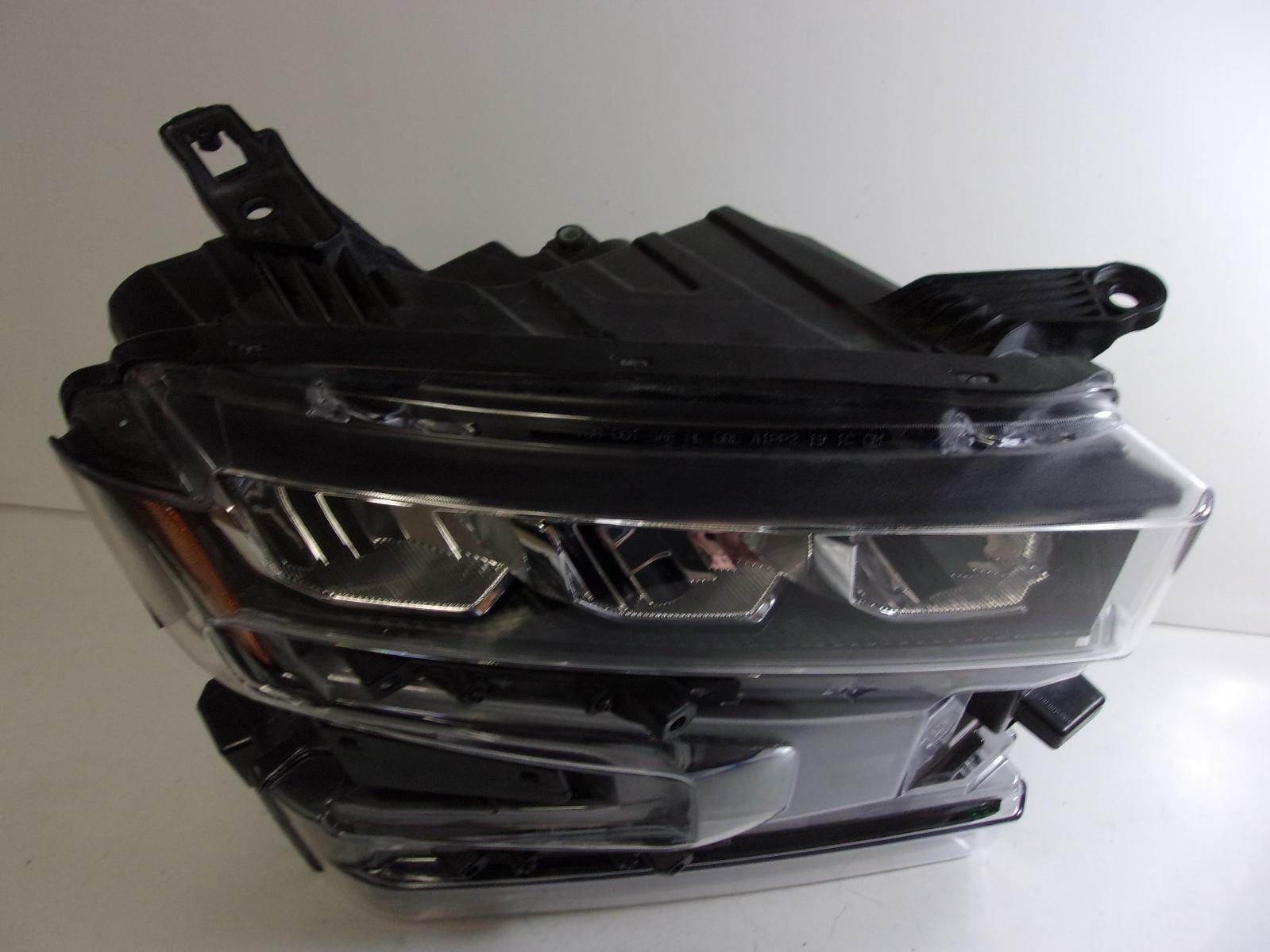 2020 Chevrolet Silverado 1500 Passenger RH LED Headlight OEM