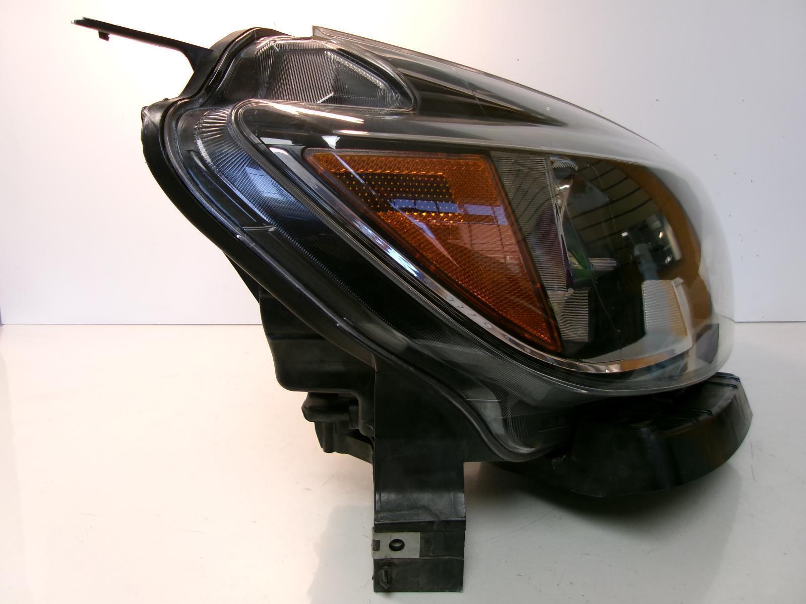 2016 2017 2018 2019 Nissan Sentra Passenger Rh Halogen Headlight OEM