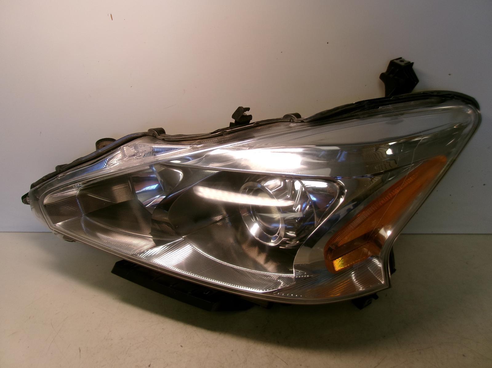 2013 2014 2015 Nissan Altima Sedan Driver Lh Halogen Headlight OEM