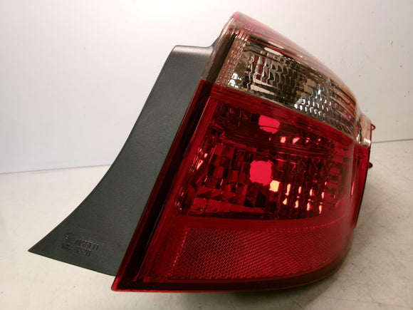 2017 2018 Toyota Corolla Passenger Rh Outer Incandescent Tail Light OEM