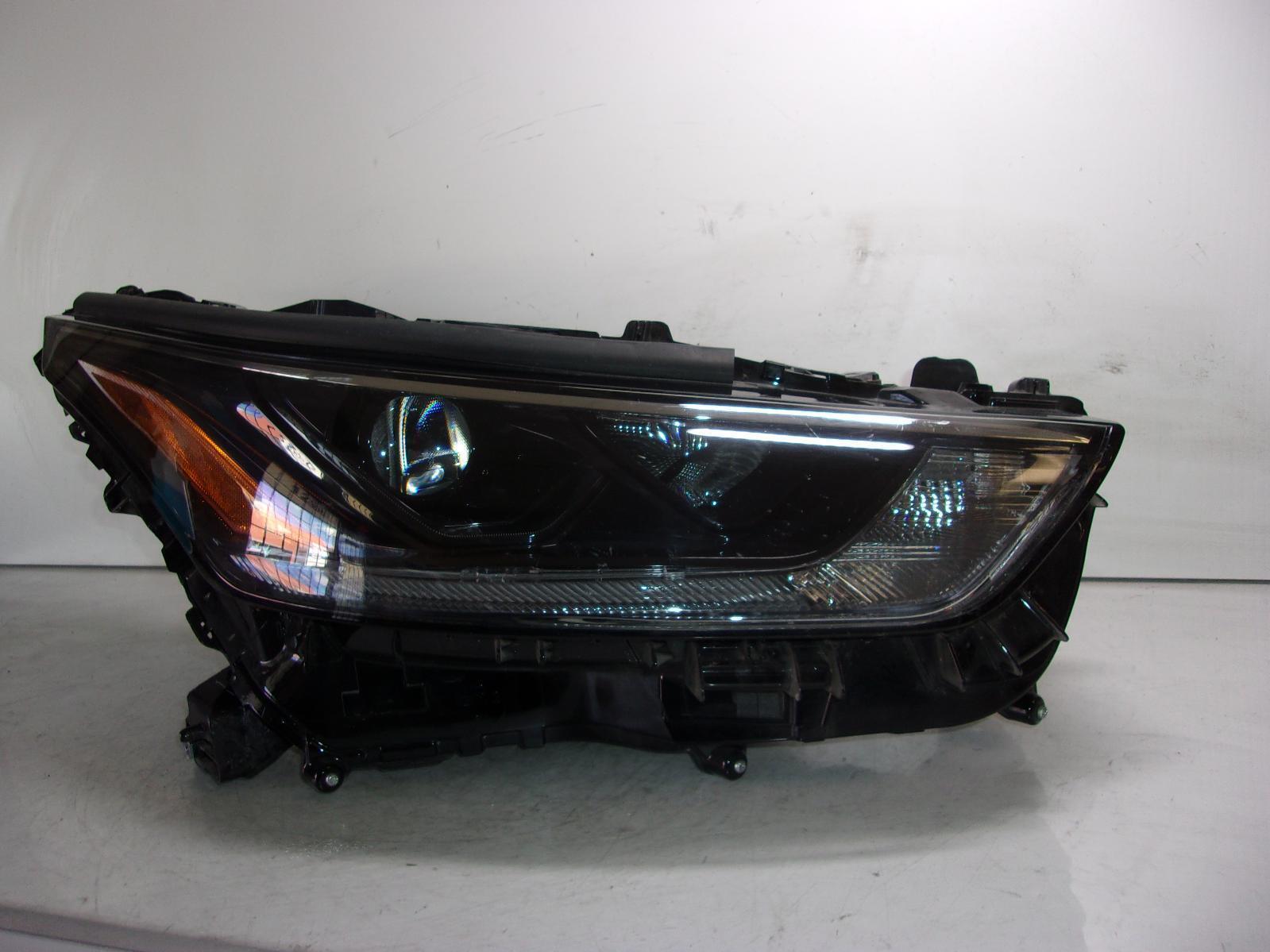 2021-2024 Toyota Highlander Passenger RH Non-Adaptive LED Headlight w/ Black OEM - 0