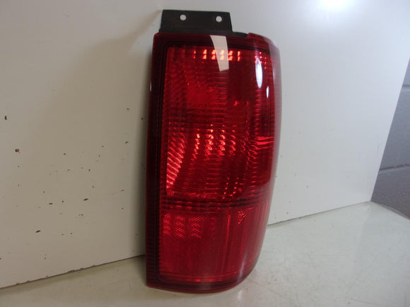 1998 1999 2000 Lincoln Navigator Passenger RH Tail Light OEM