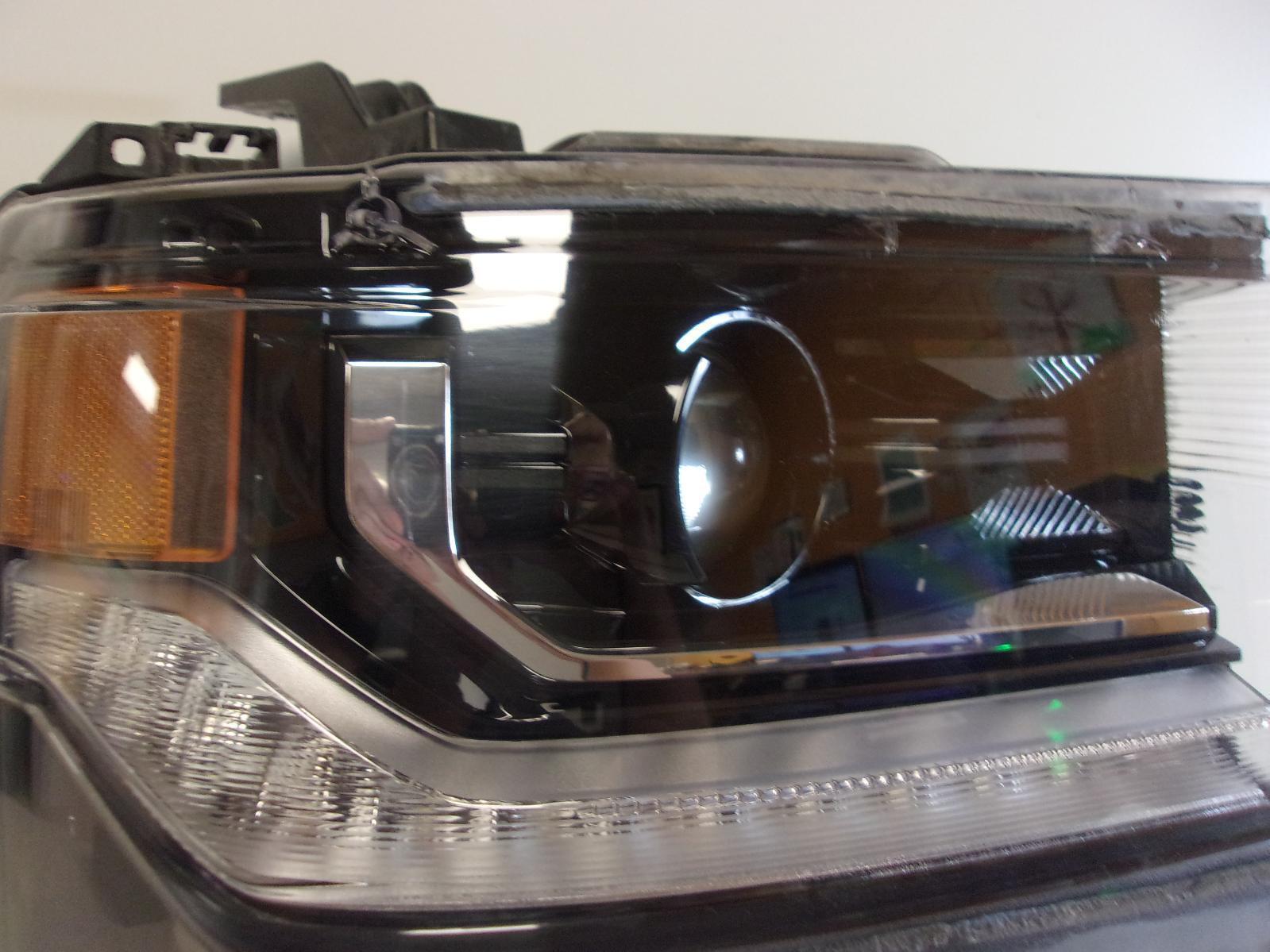 2016 - 2019 Chevrolet Silverado 1500 Passenger RH Xenon HID Headlight OEM