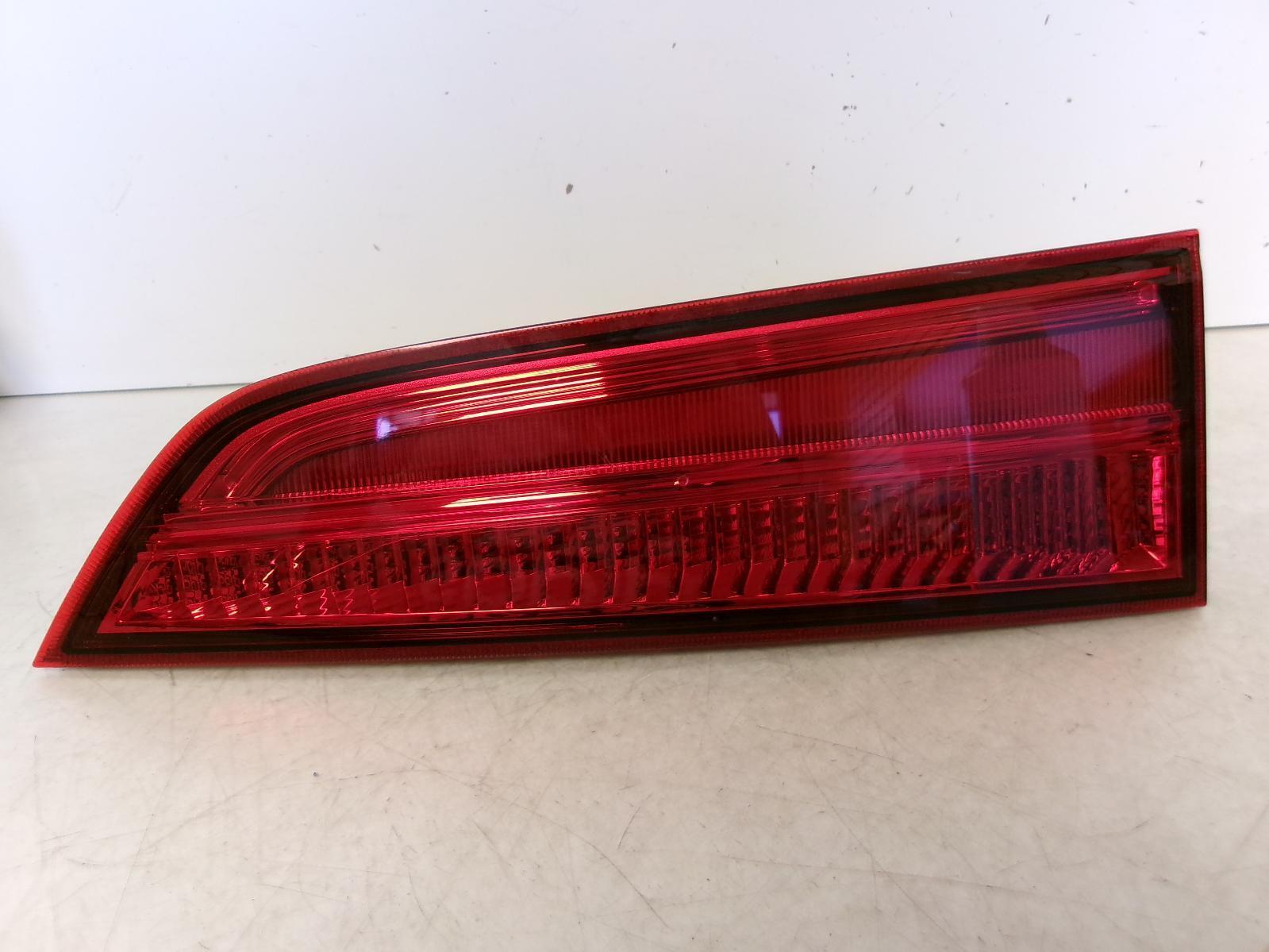 2017 2018 Honda Pilot Passenger Rh Lift Gate Inner Tail Light OEM