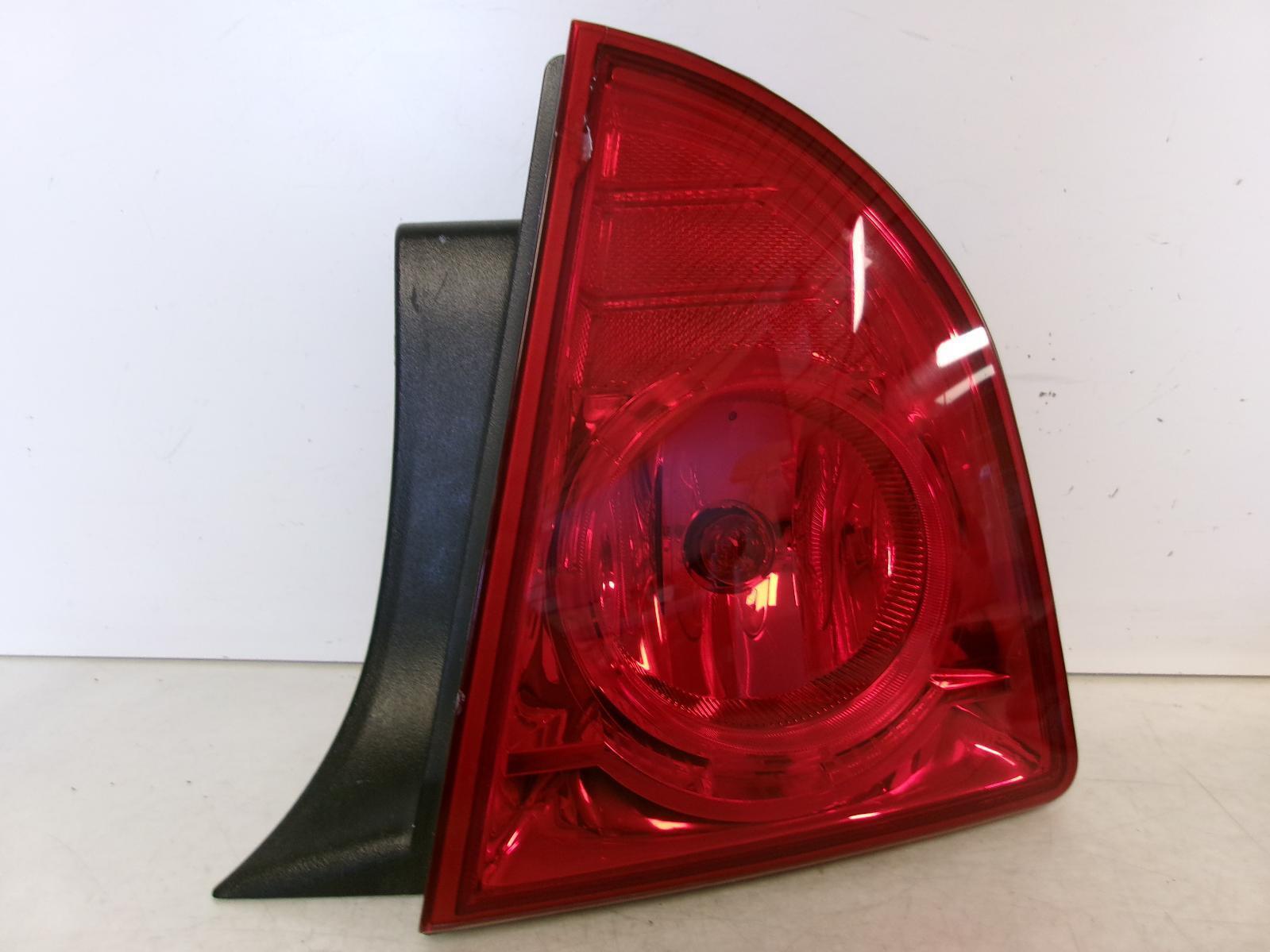 2009 - 2012 Chevrolet Malibu Passenger Outer Quarter Panel Tail Light OEM - 0