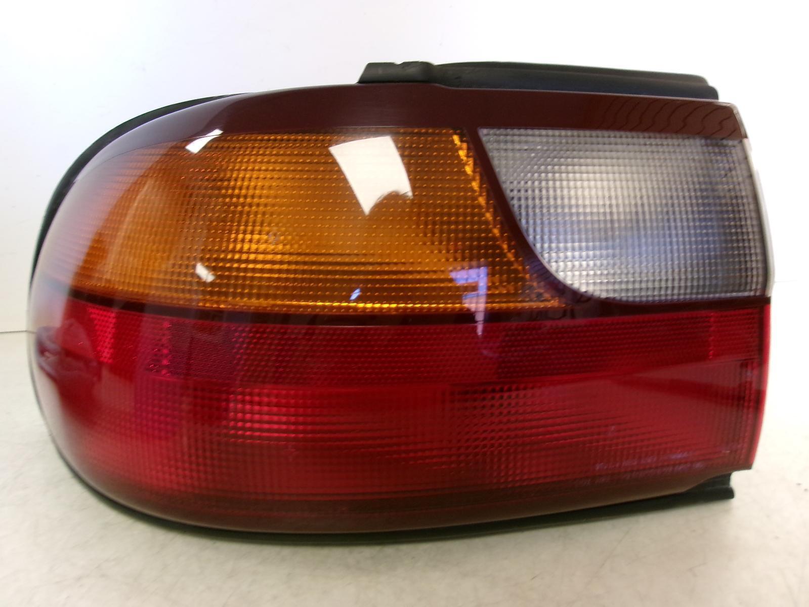 1997 - 2003 Chevrolet Malibu Driver Lh Outer Quarter Panel Tail Light OEM