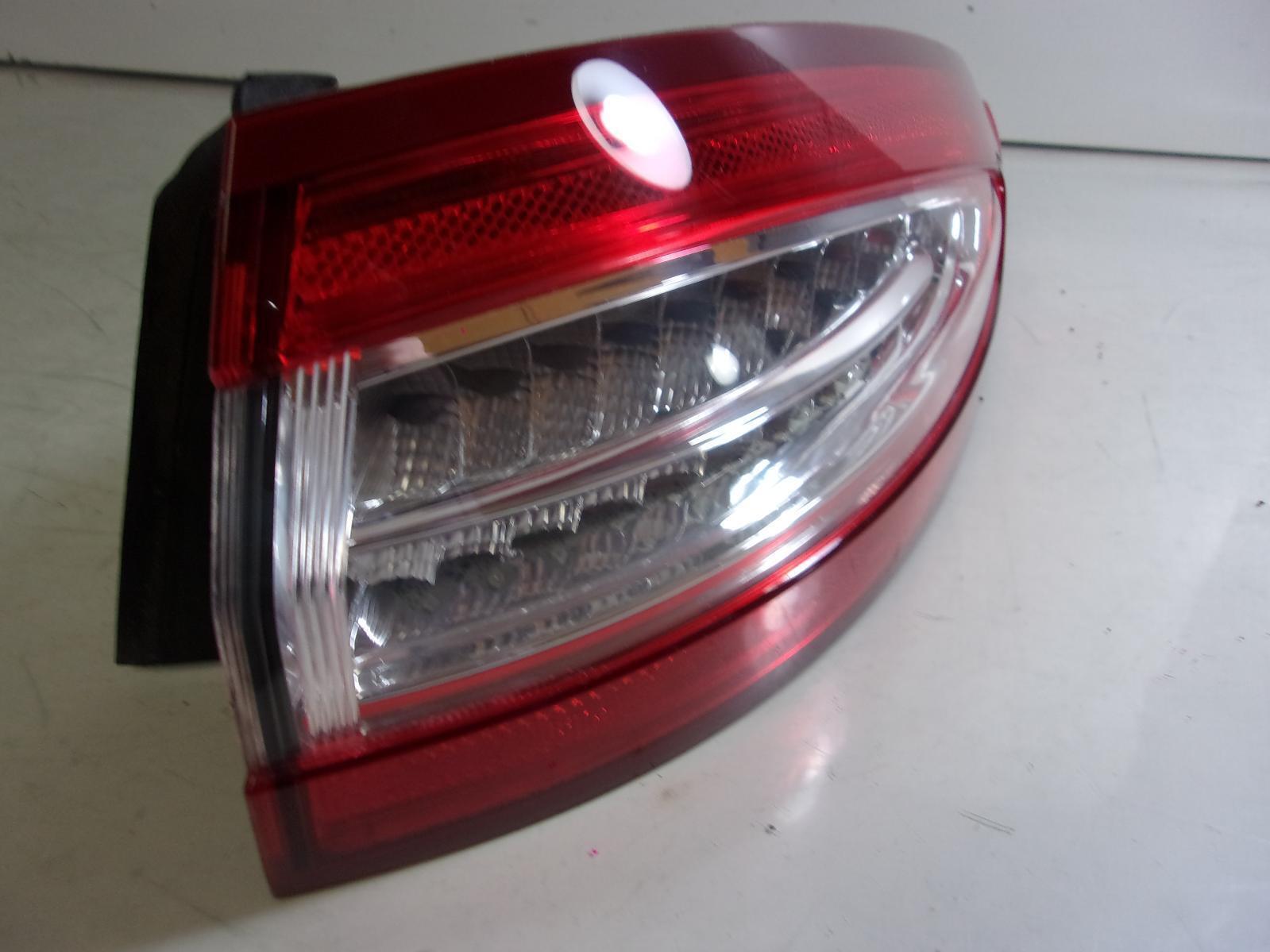 2013-2016 Ford Fusion Passenger Rh Quarter Panel Led Tail Light OEM