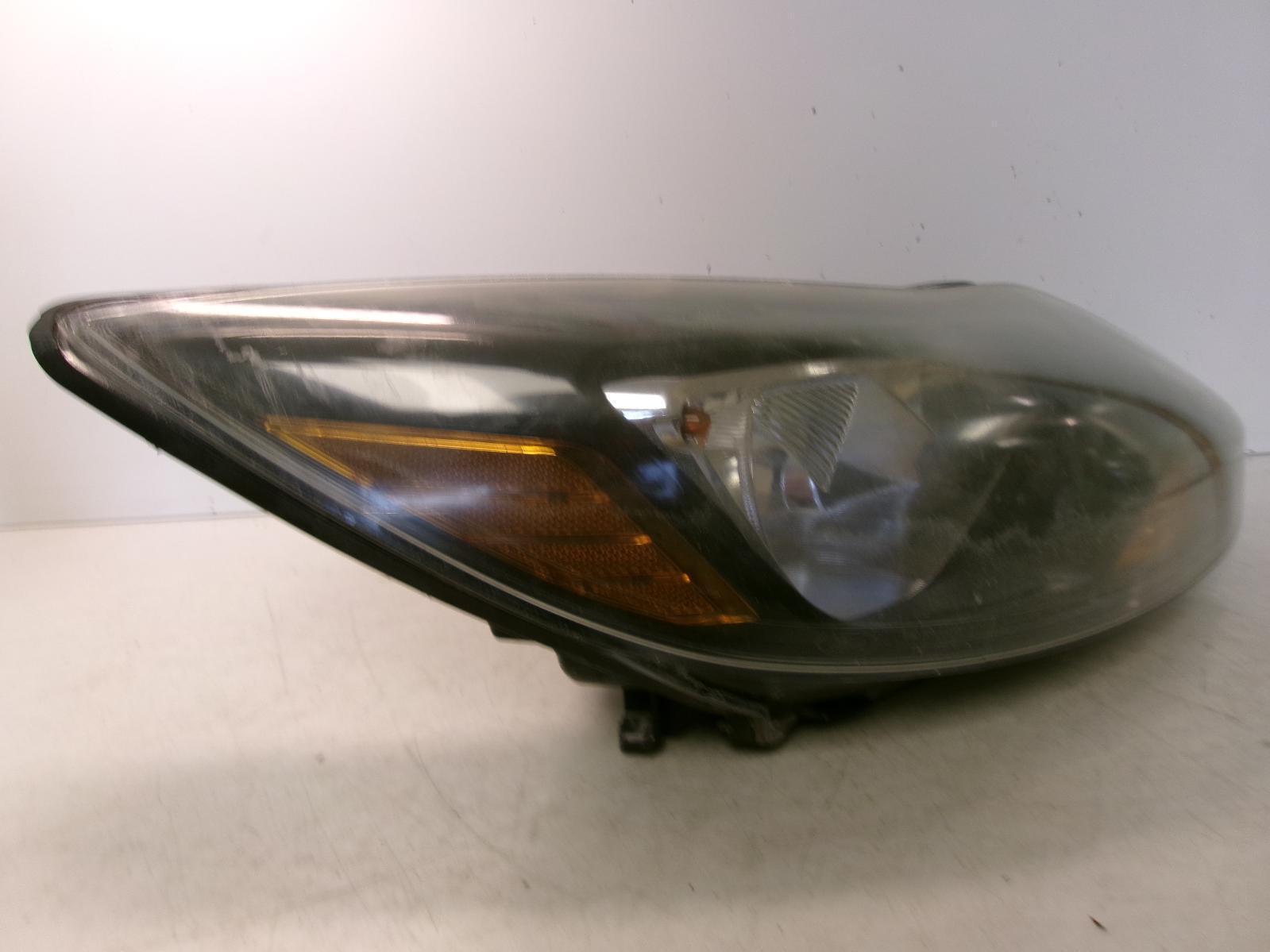 2013 2014 Ford Focus Passenger Rh Halogen Black Trim Headlight OEM