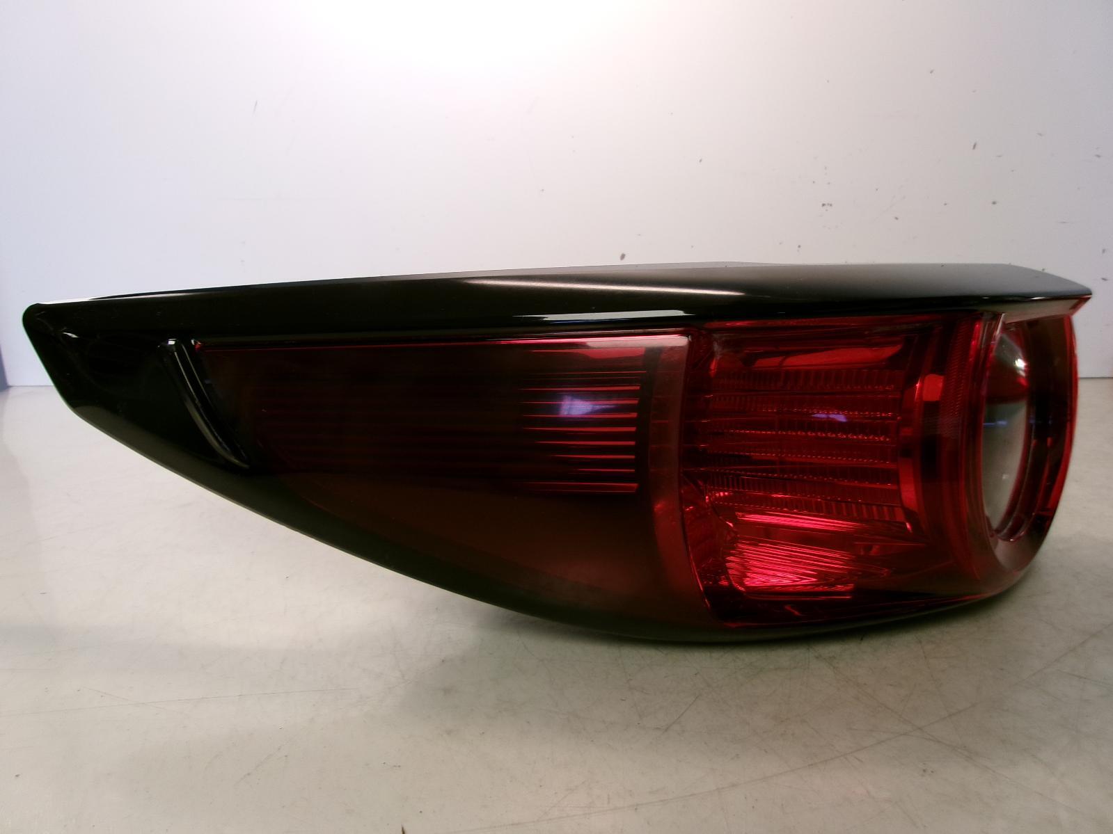 2017 2018 2019 2020 2021  MAZDA CX-5 DRIVER OUTER QUARTER PANEL TAIL LIGHT OEM