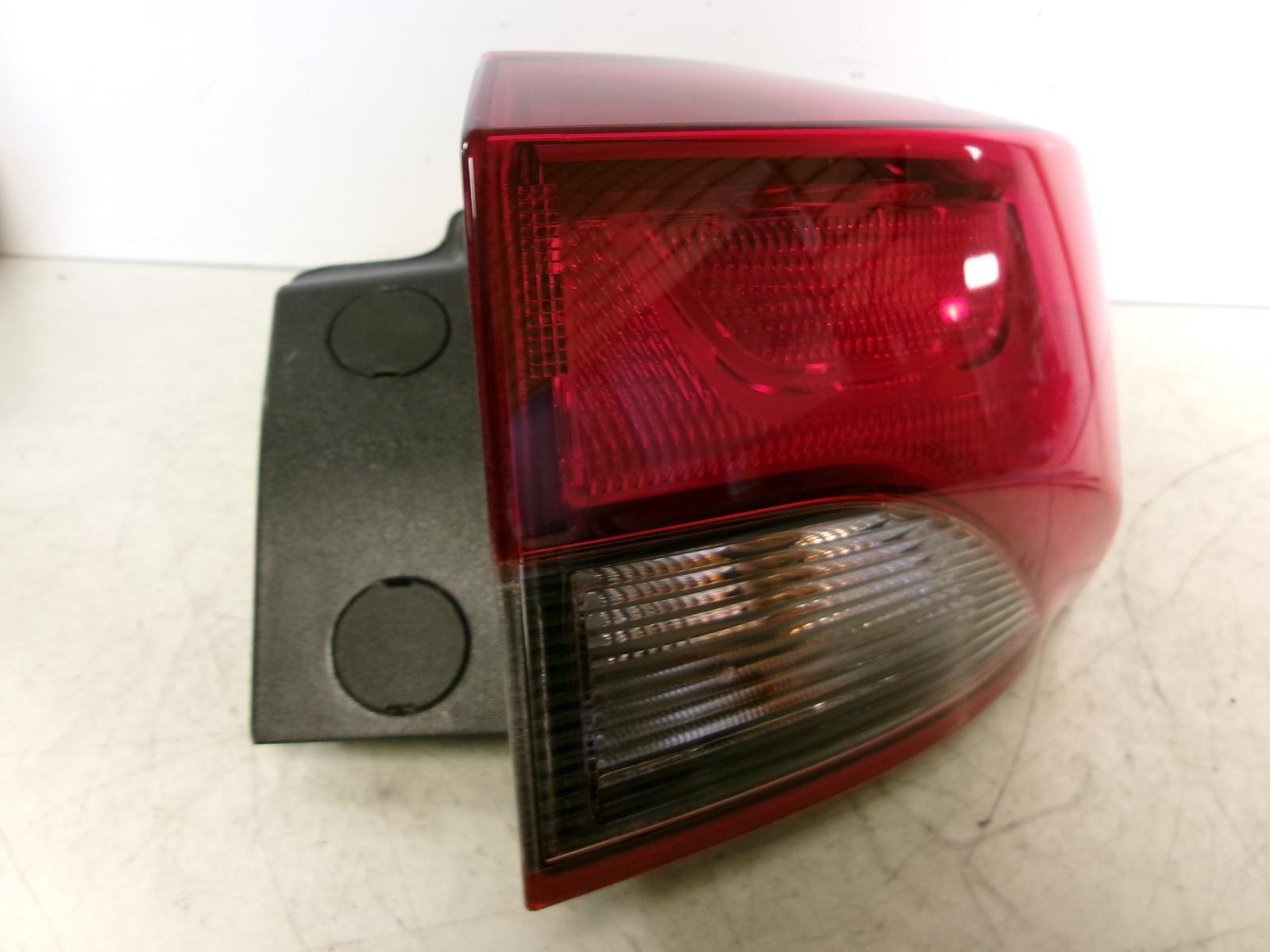 2021 - 2023 Chevrolet Trail Blazer Passenger Outer Incandescent Tail Light OEM