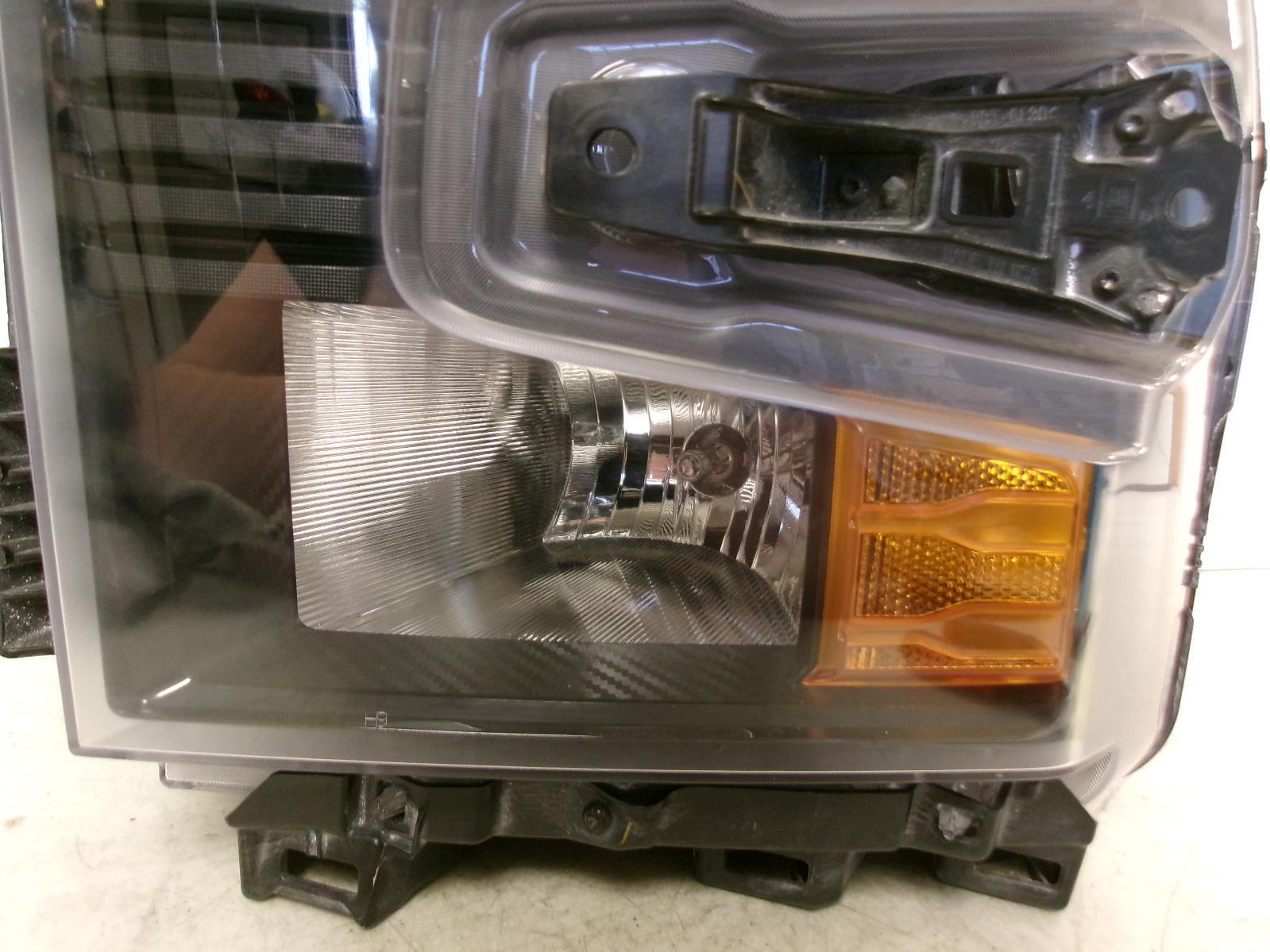 2020 2021 Chevrolet Silverado 1500 Driver Lh Halogen Headlight OEM