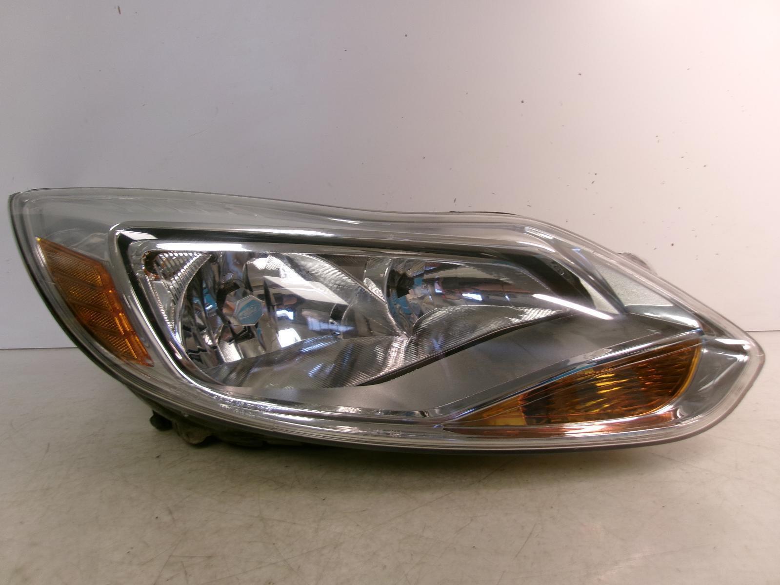 2013 2014 Ford Focus Passenger Rh Halogen Chrome Headlight OEM