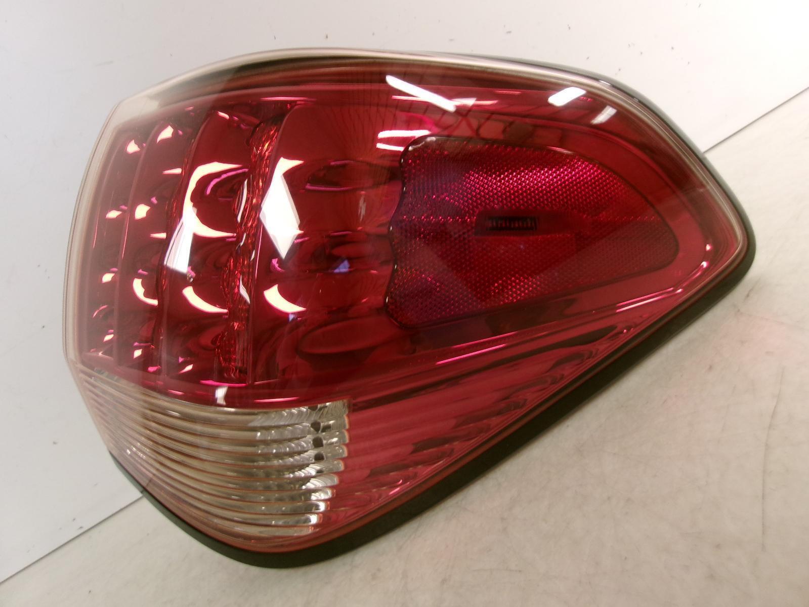 2011 2012 2013 Infiniti QX56 Passenger Rh Led Outer Quarter Panel Tail Light OEM