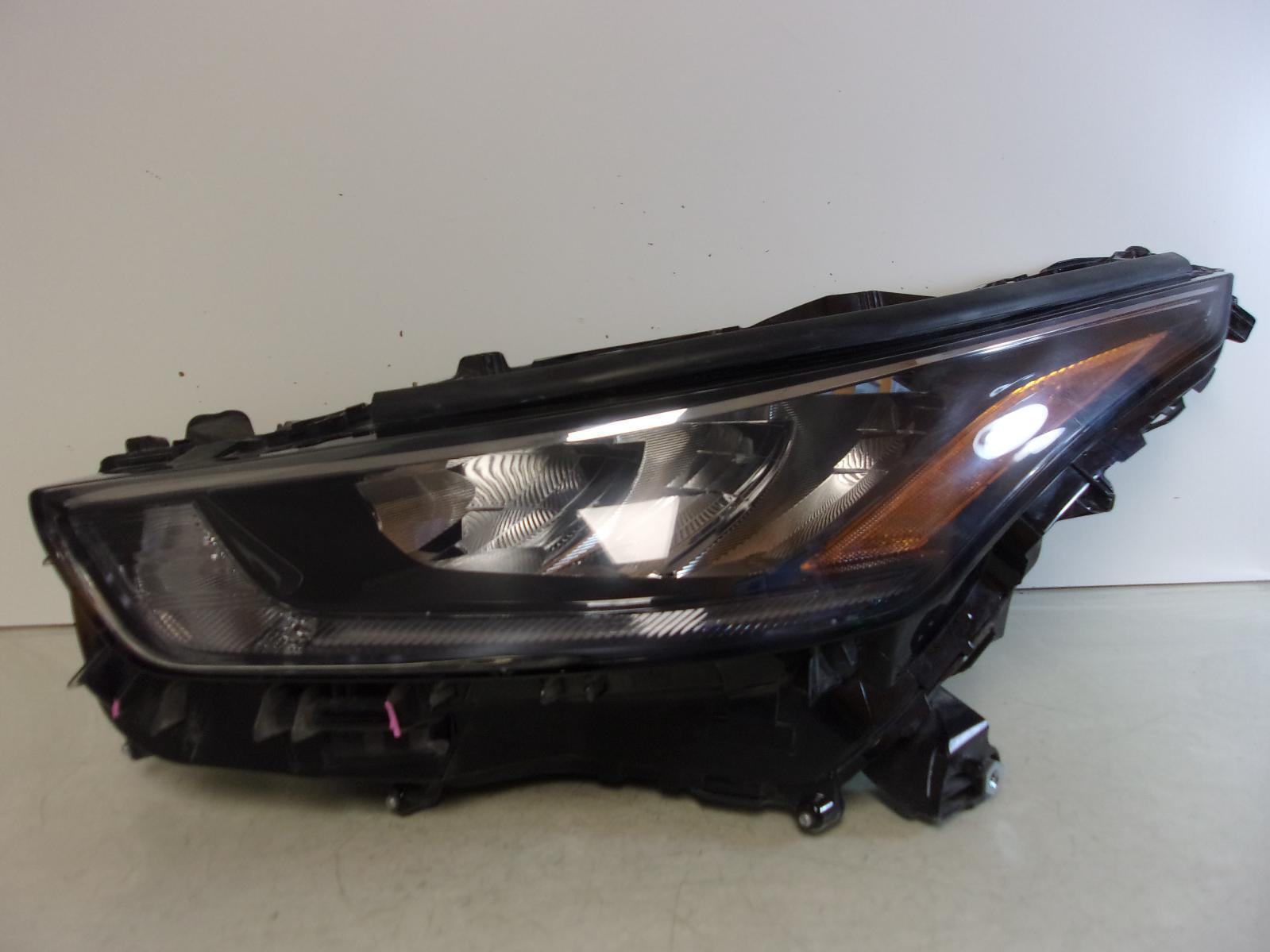 2020 2021 2022 2023 Toyota Highlander Driver Lh Non-adaptive Led Headlight OEM