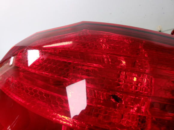 2010 2011 2012 2013 Subaru Legacy Outback Passenger Rh Quarter Panel Tail Light