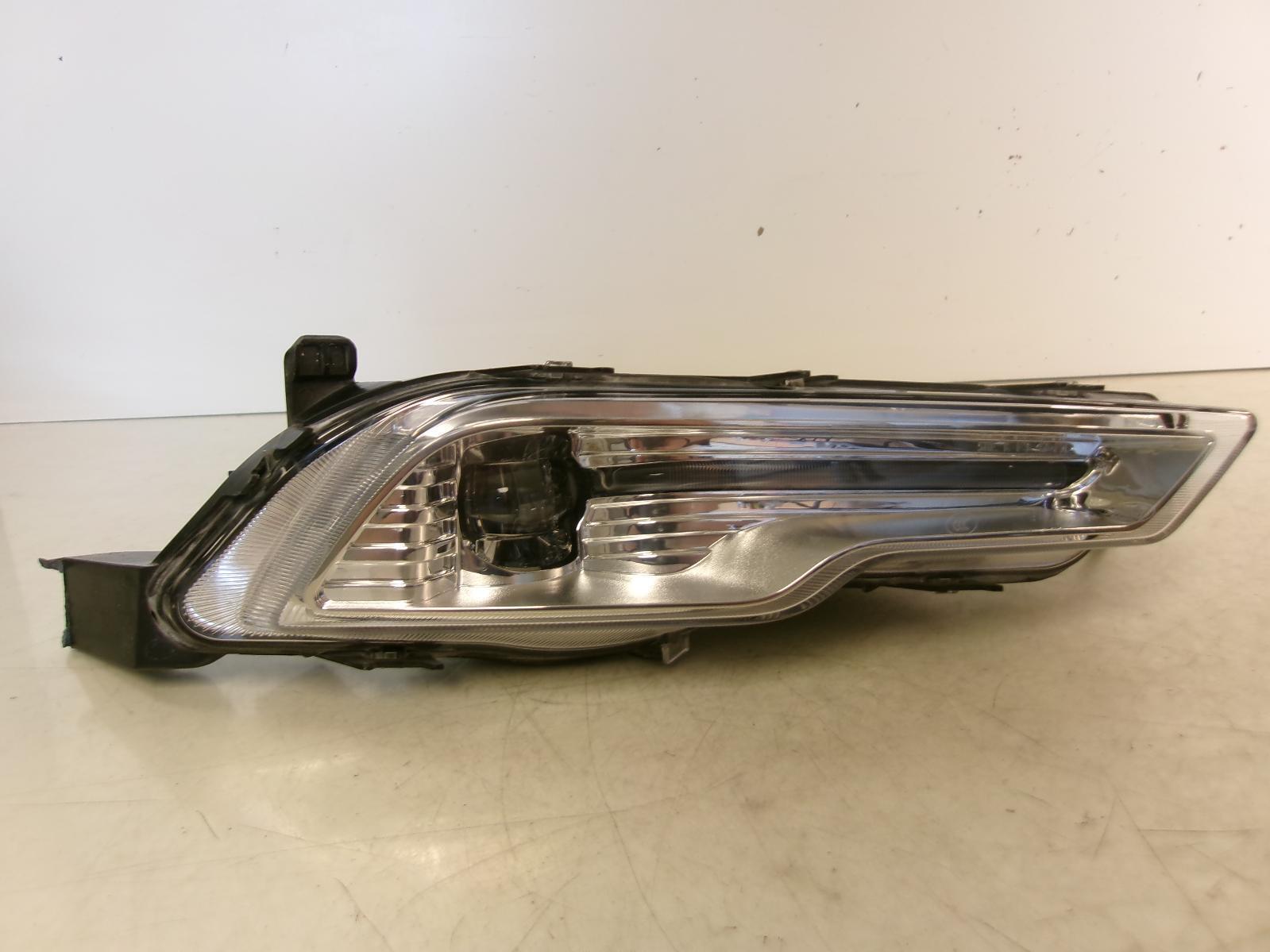 2018 Ford Fusion Passenger Rh Lower Led Fog Light OEM