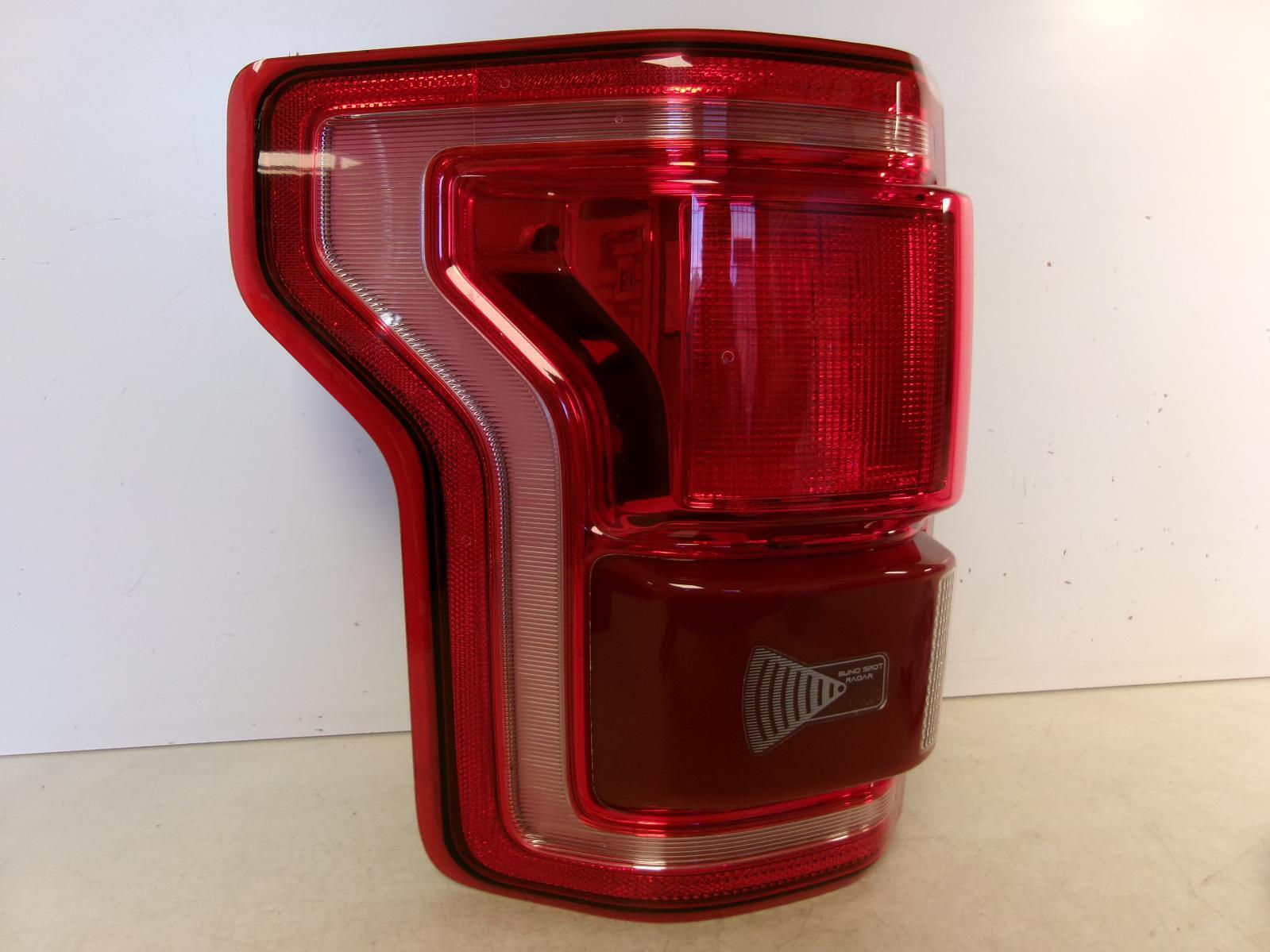 2015 2016 2017 Ford F150 Driver Lh Led Blind Spot Outer Tail Light OEM