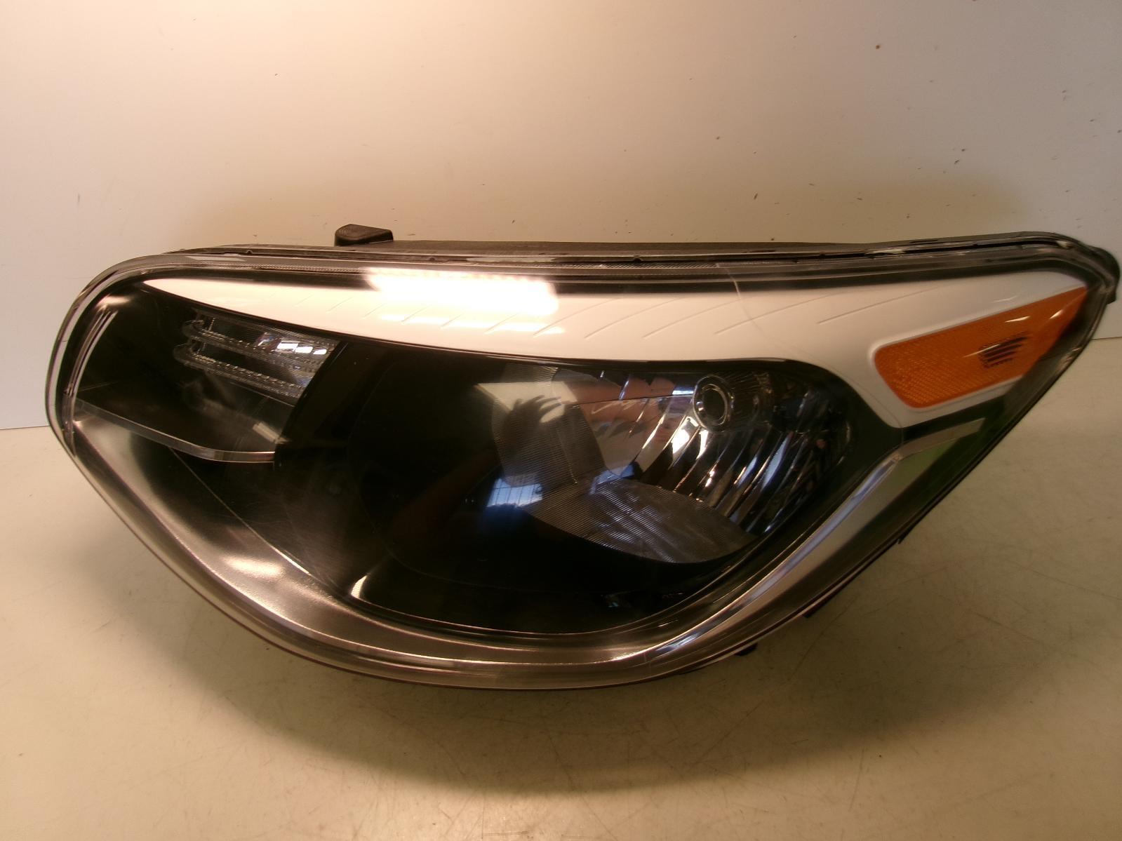 2017 2018 2019 Kia Soul Driver Lh Halogen Headlight W/o LED OEM