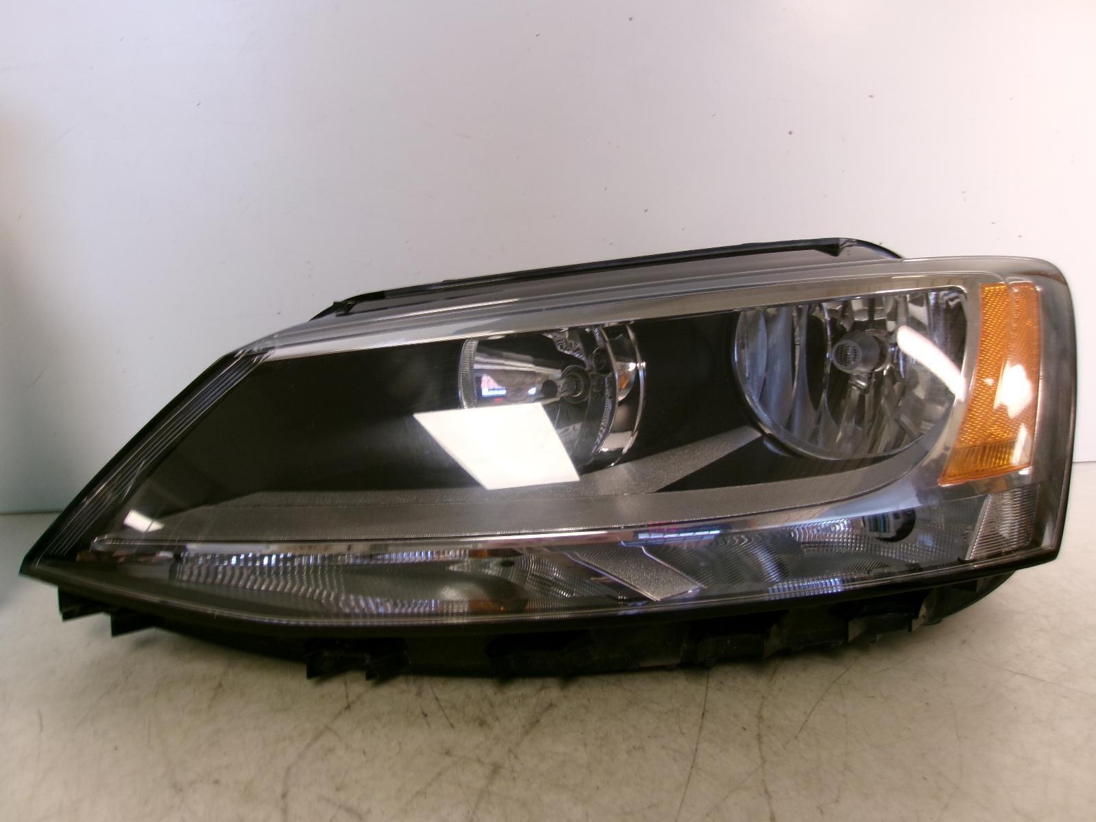 2012 2013 2014 Volkswagen Jetta Sedan Driver Lh Halogen Headlight OEM