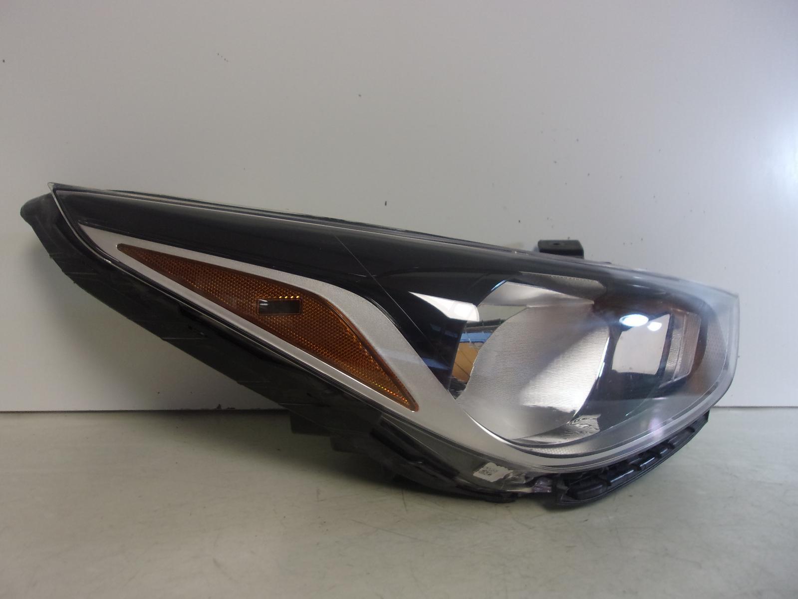 2018 2019 2020 2021 2022 Hyundai Accent Passenger Rh Halogen Headlight OEM - 0