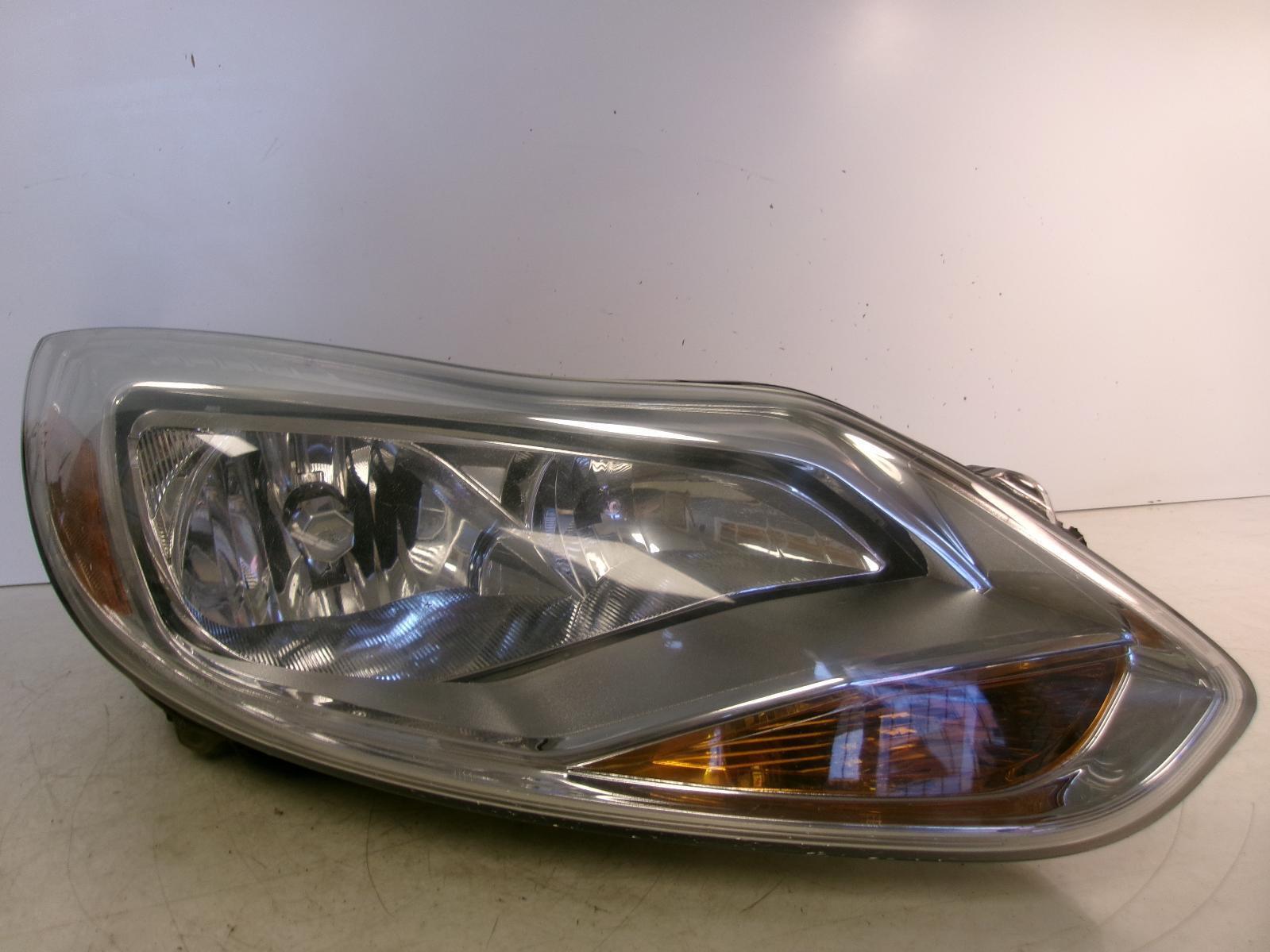 2013 2014 Ford Focus Passenger Rh Chrome Halogen Headlight OEM