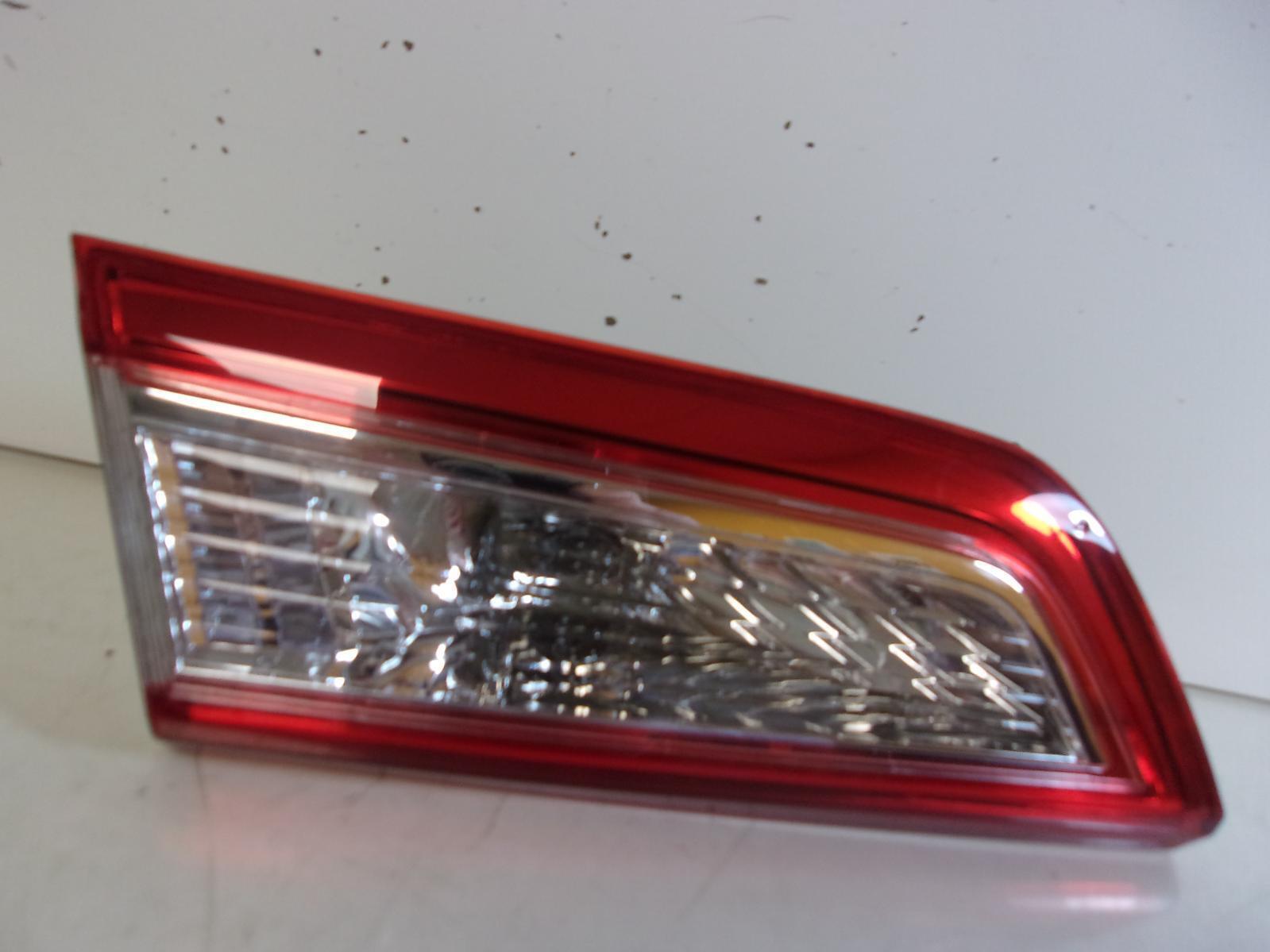 2012 2013 2014 Toyota Camry Driver Lh Inner Lid Tail Light OEM