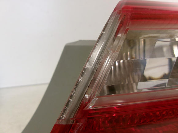 2007 2008 2009 Toyota Camry Passenger RH Outer Quarter Panel Tail Light OEM