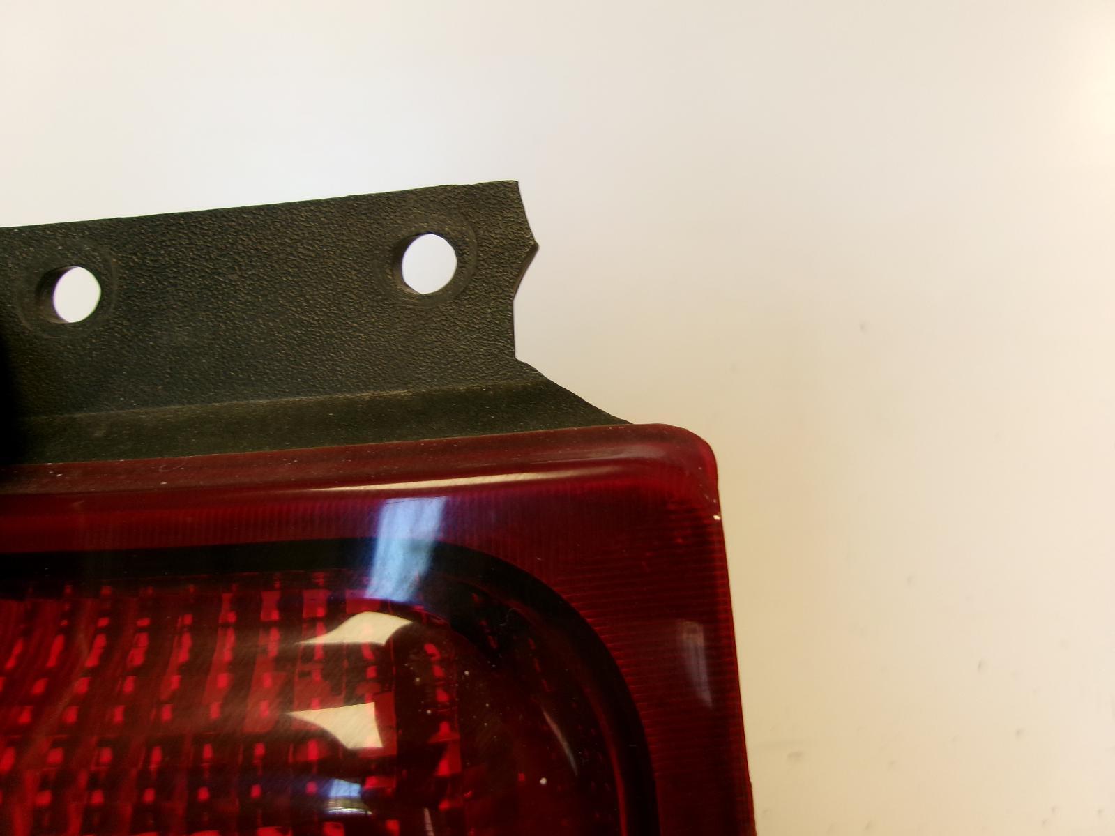 1998 1999 2000 2001 2002 Ford Expedition Driver Lh Outer Tail Light OEM