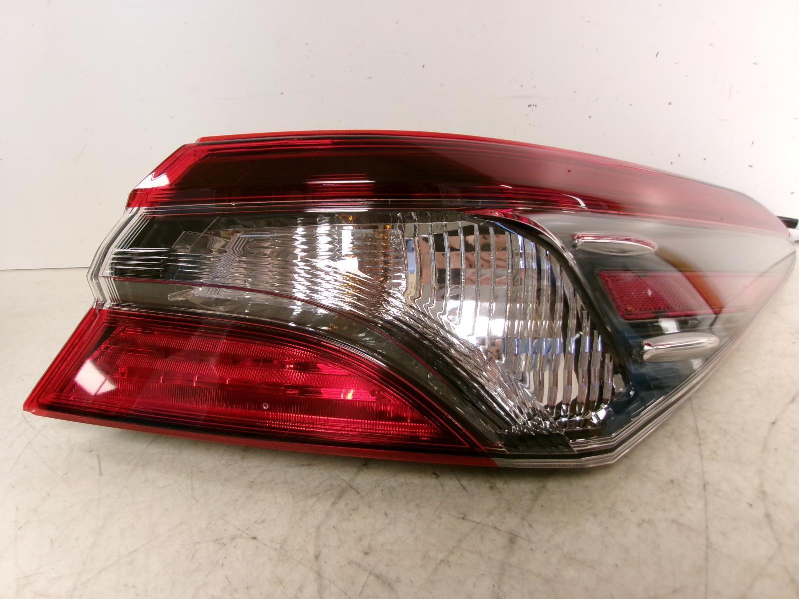 2018 2019 Toyota Camry Passenger Rh Outer Black Trim Tail Light OEM