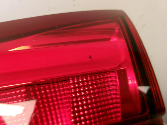 2019 2020 Ford Fusion Passenger Rh Inner Incandescent Lid Tail Light OEM