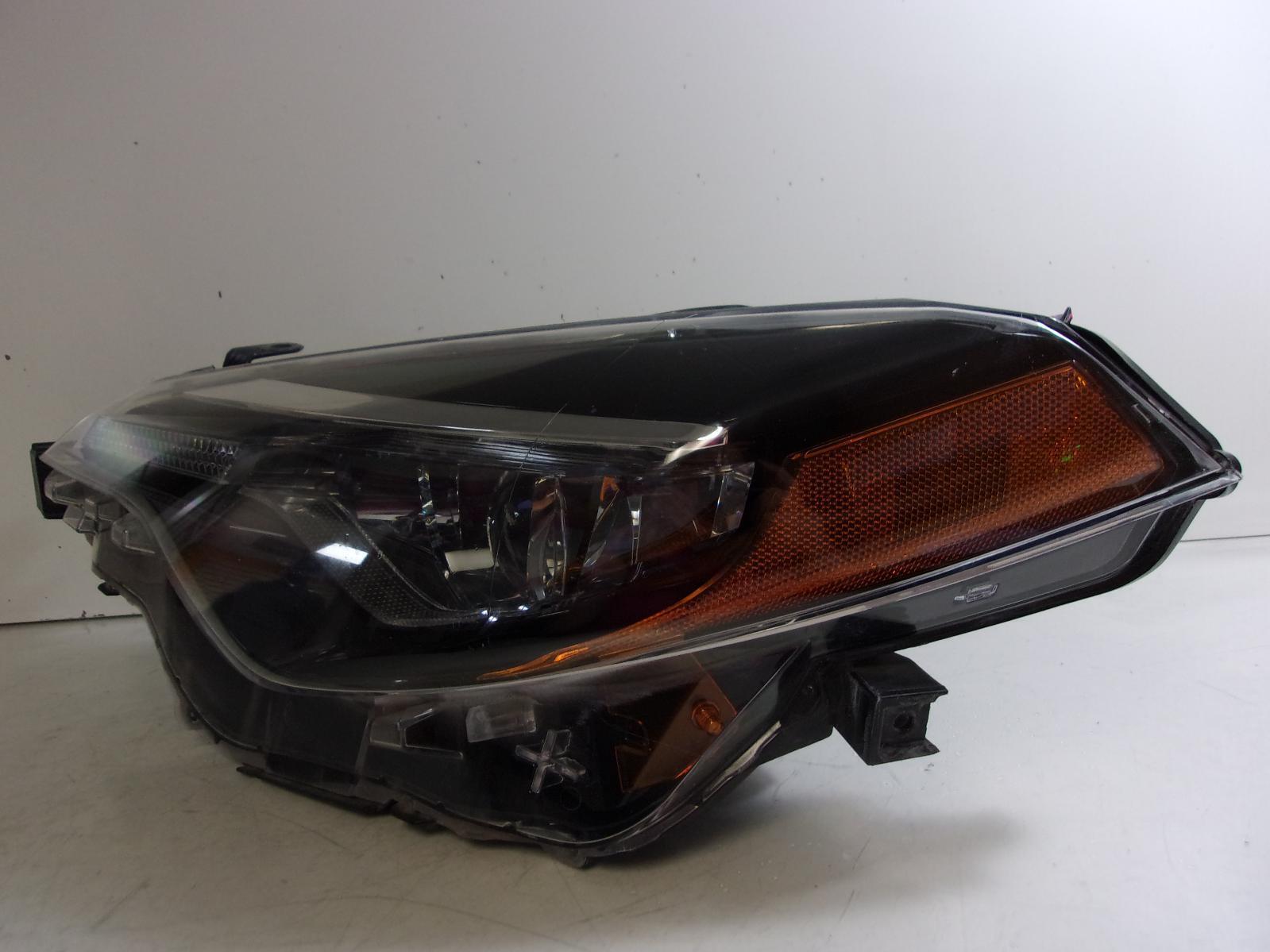 2017 2018 2019 Toyota Corolla Sedan Driver Lh Bi-led Headlight OEM