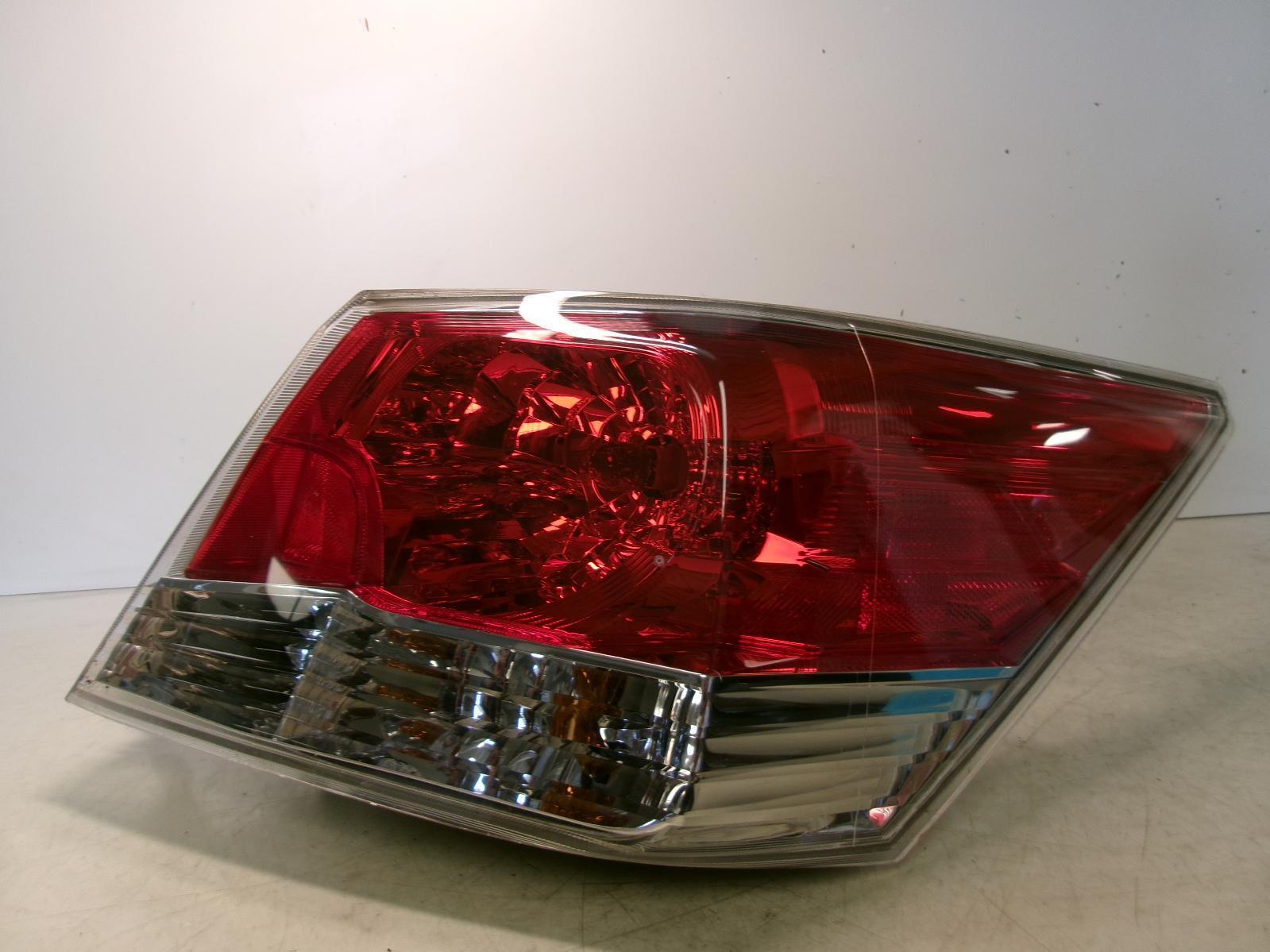 2008 2009 2010 Honda Accord Sedan Passenger Rh Outer Tail Light OEM