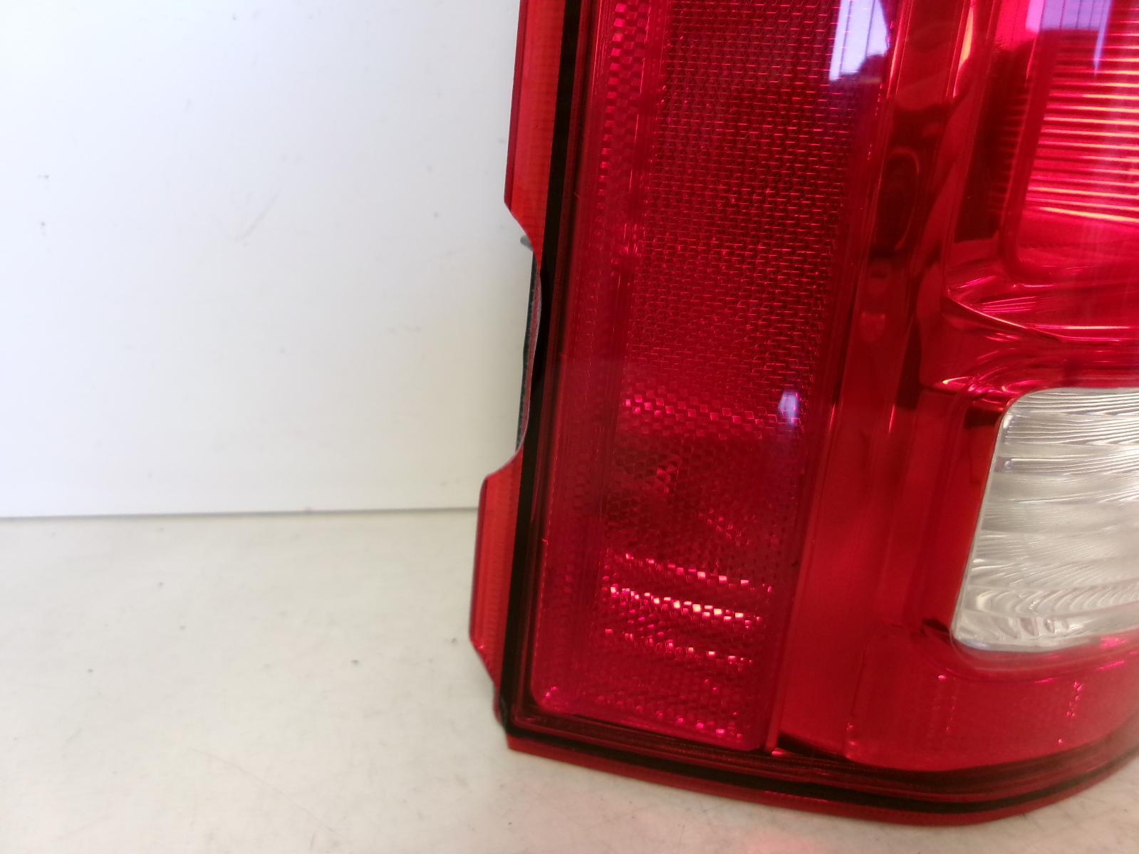 2009 - 2015 Honda Pilot Driver Lh Outer Quarter Panel Tail Light OEM - 0