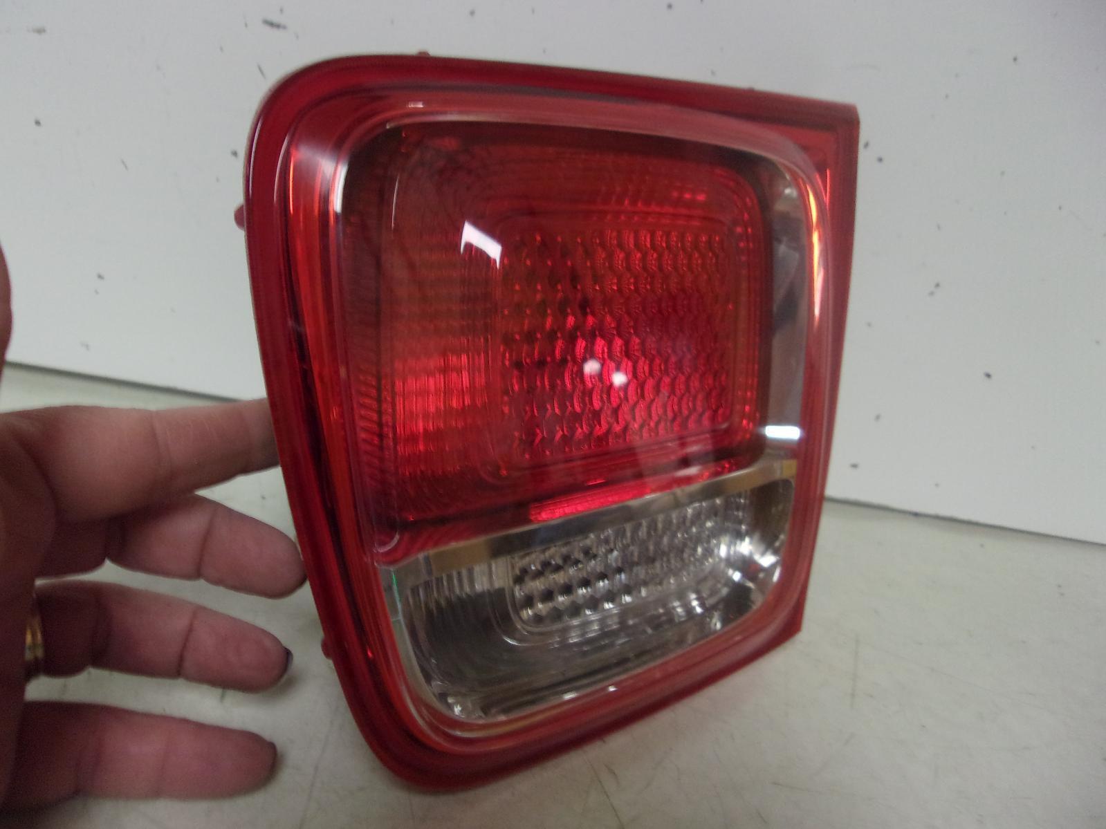 2013 2014 2015 Chevrolet Malibu Passenger RH Inner Lid Tail Light OEM