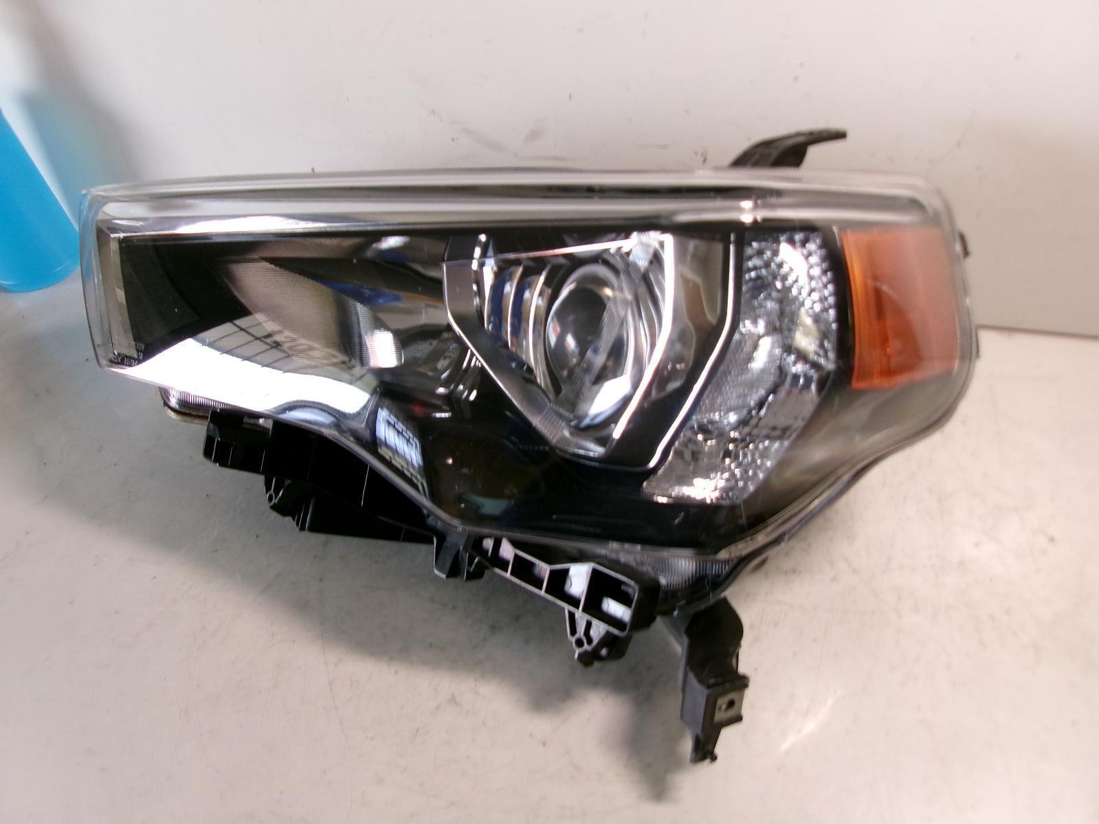 2014 - 2020 Toyota 4-Runner Driver Lh Halogen Headlight OEM