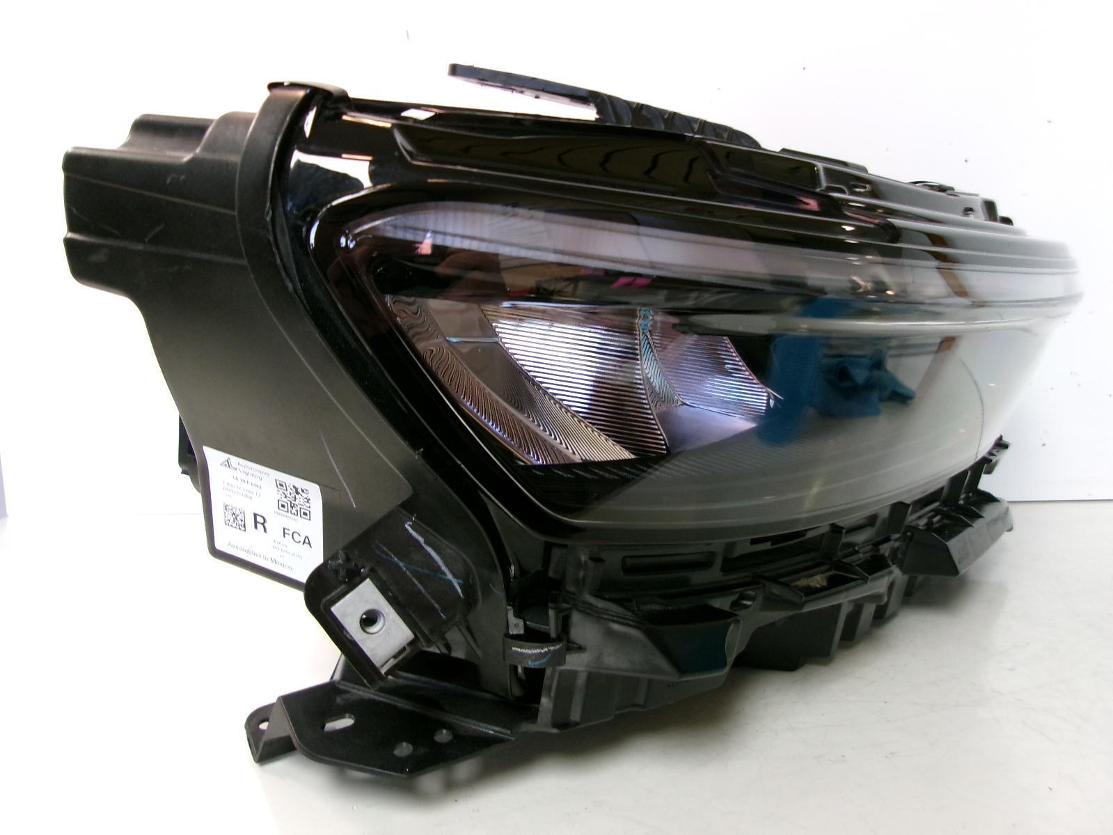 2022 Jeep Grand Cherokee  Passenger Rh Led Headlight OEM