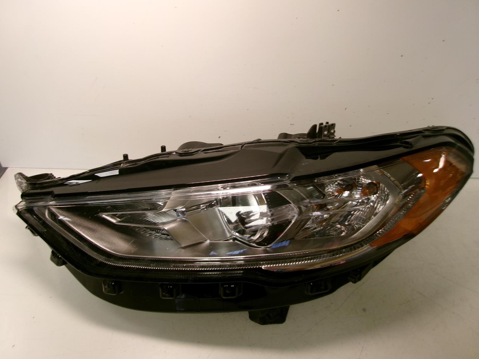 2017 2018 2019 2020 Ford Fusion Driver Lh Halogen Headlight W/ Led Oem