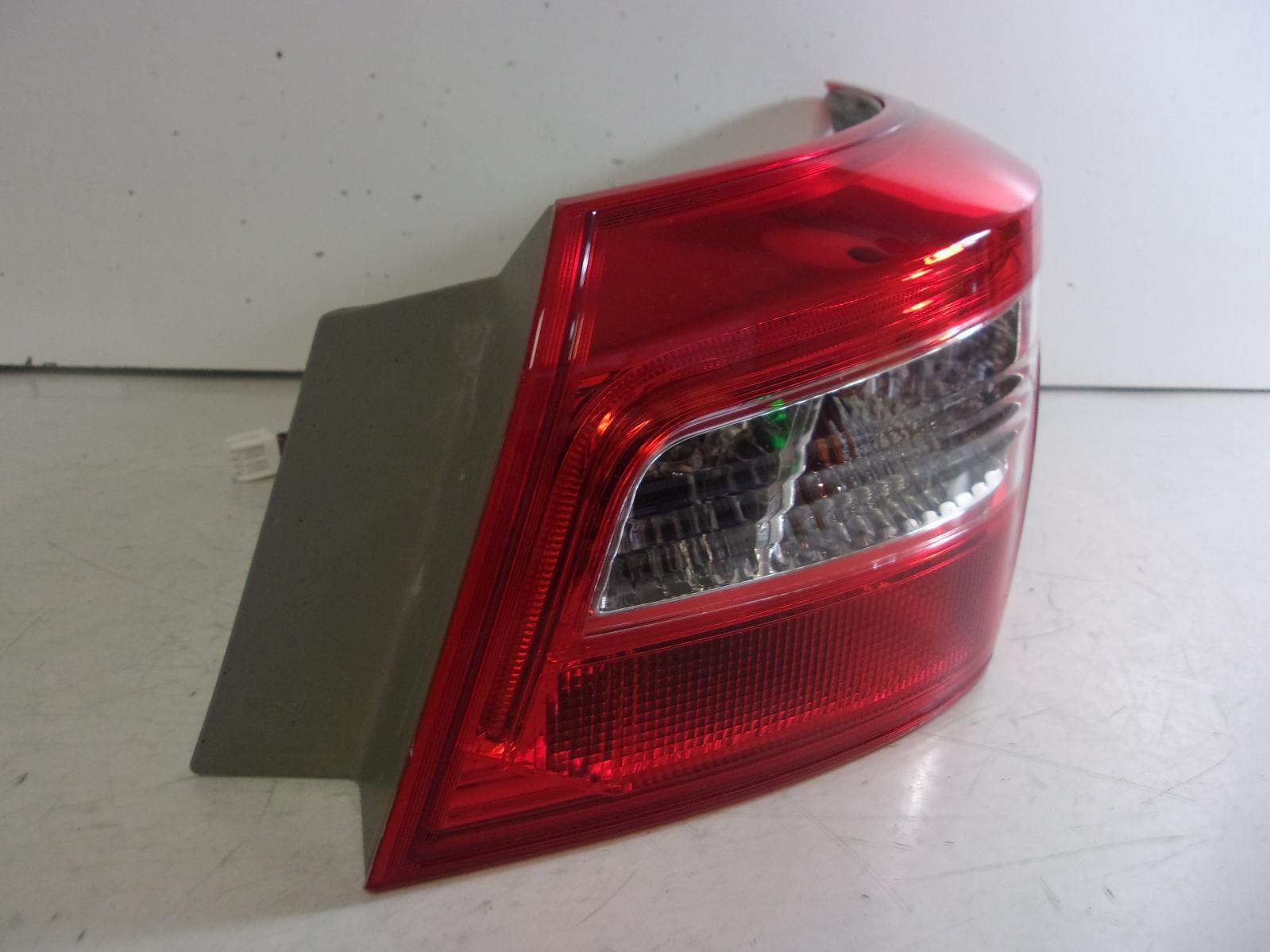 2016 2017 2018 2019 Nissan Sentra Passenger Rh Quarter Panel Tail Light OEM - 0